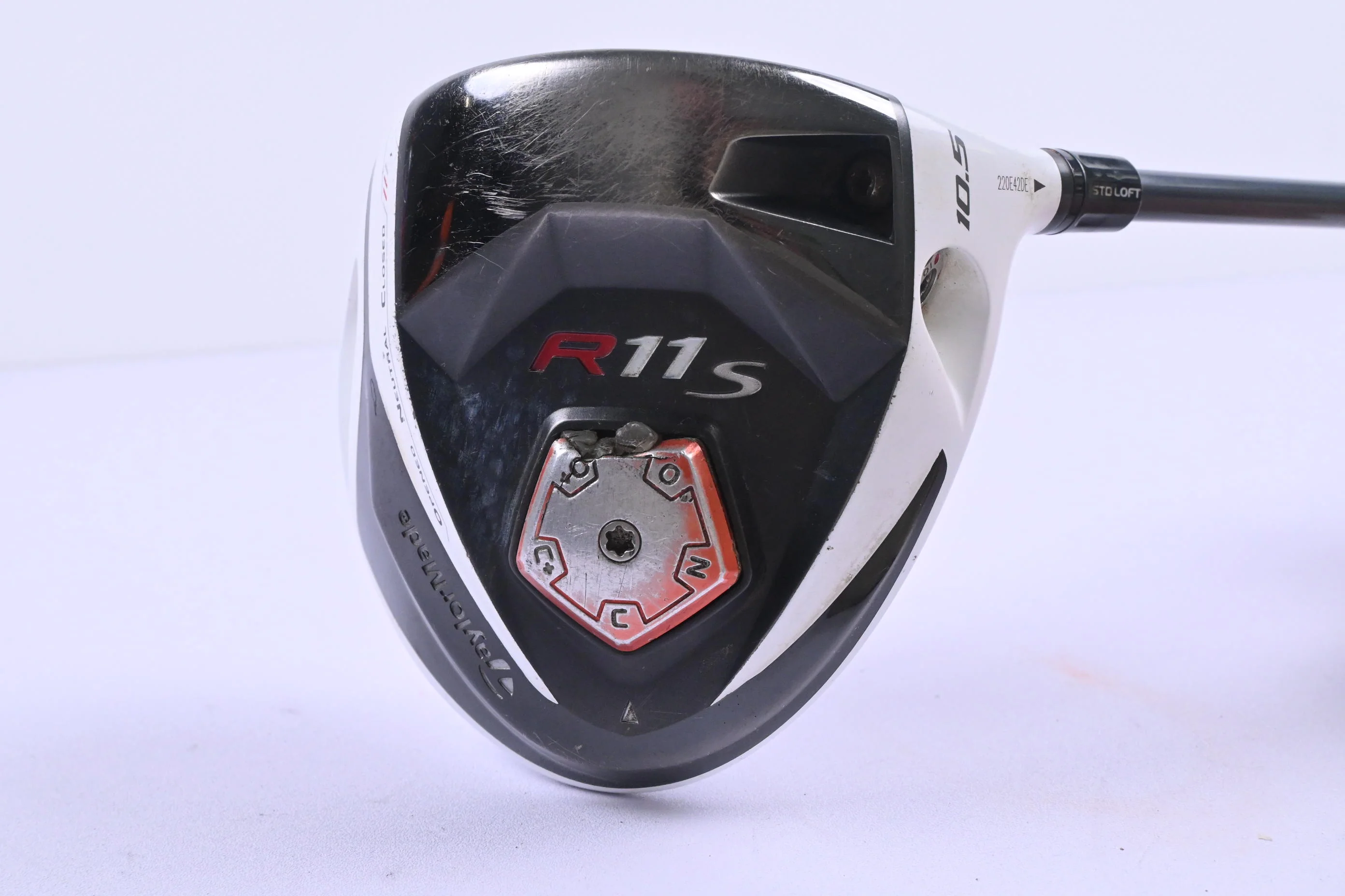 Taylormade R11S Driver / 10.5 Degree / Stiff Flex Aldila RIP Phenom 60 Shaft - Image 2