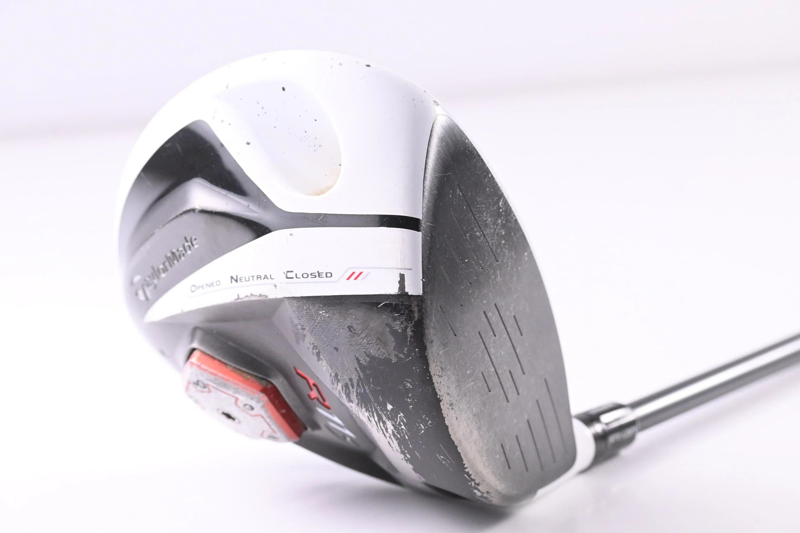 Taylormade R11S Driver / 9 Degree / Regular Flex Aldila RIP Phenom 70 Shaft