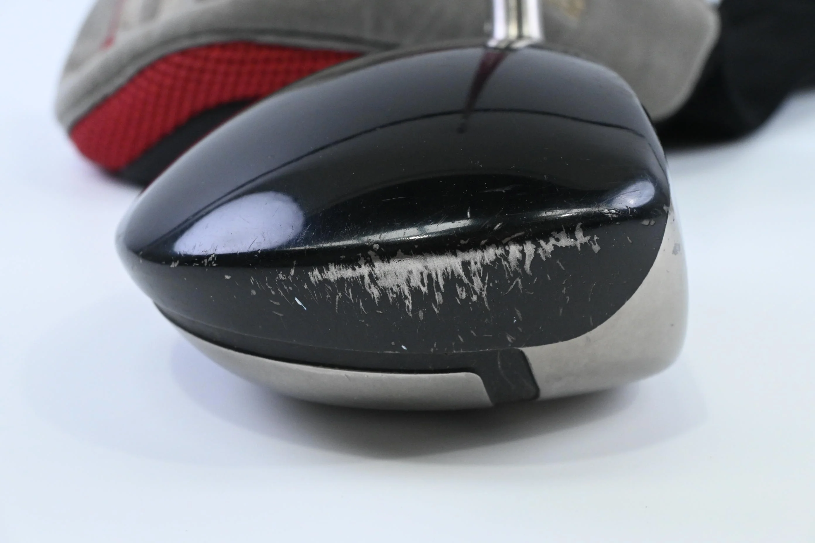 Taylormade R5 XL Driver / 10.5 Degree / Regular Flex Fujikura HyperLite XL Shaft - Image 3