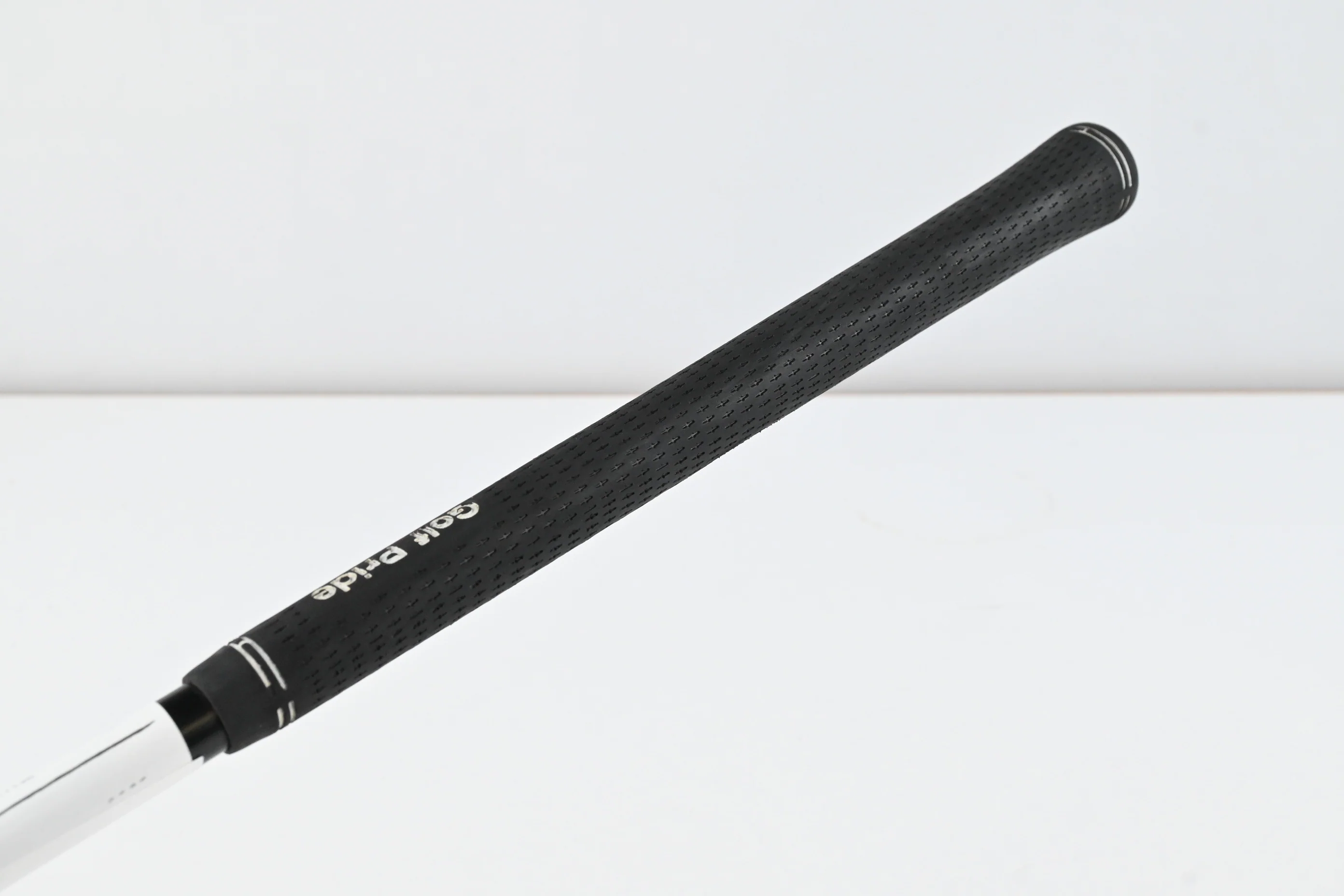 Taylormade R580 Driver / 8.5 Degree / Regular Flex Aldila Lite Shaft - Image 8