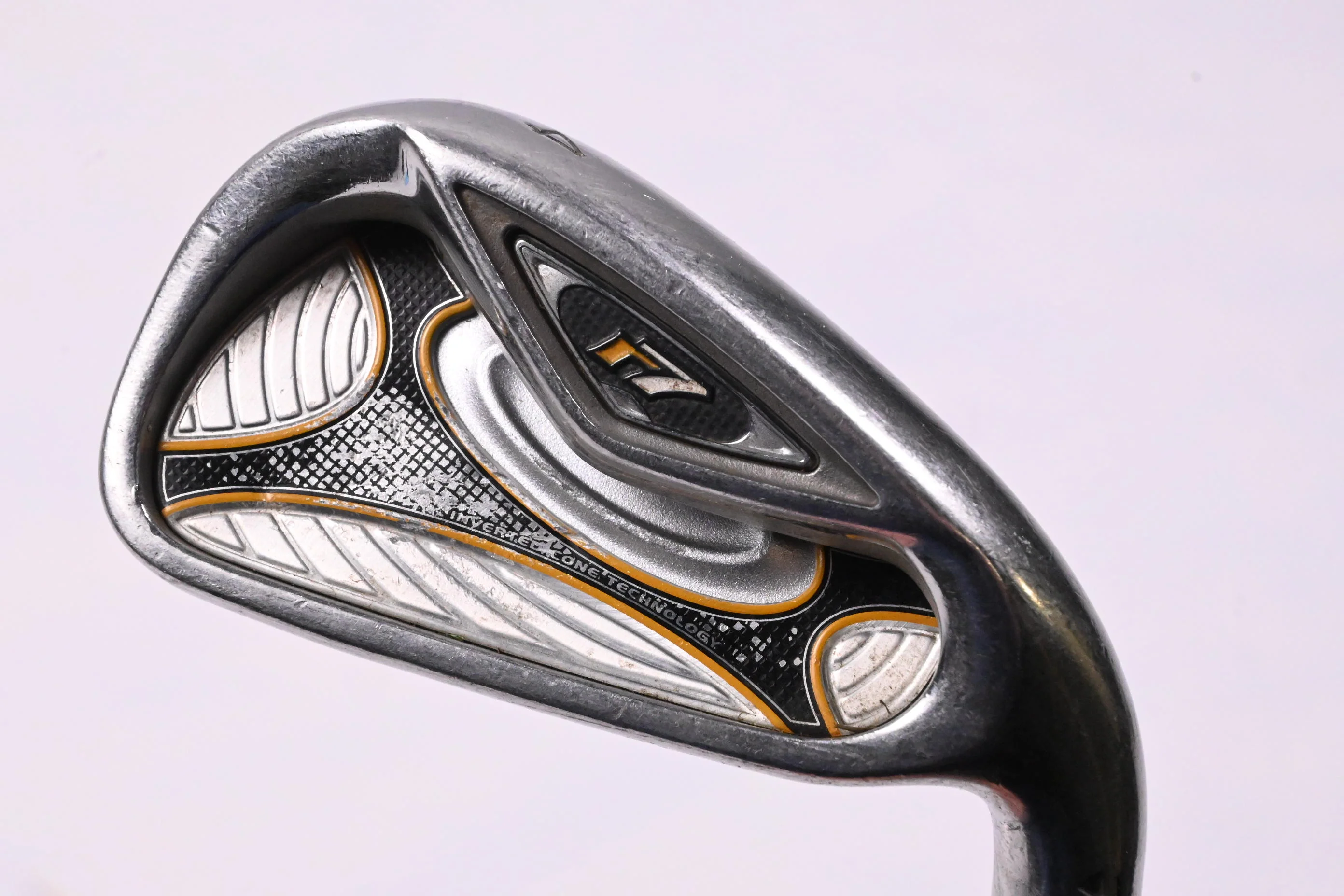 Taylormade R7 #4 Iron / 22 Degree / Regular Flex Tayloramde Steel Shaft