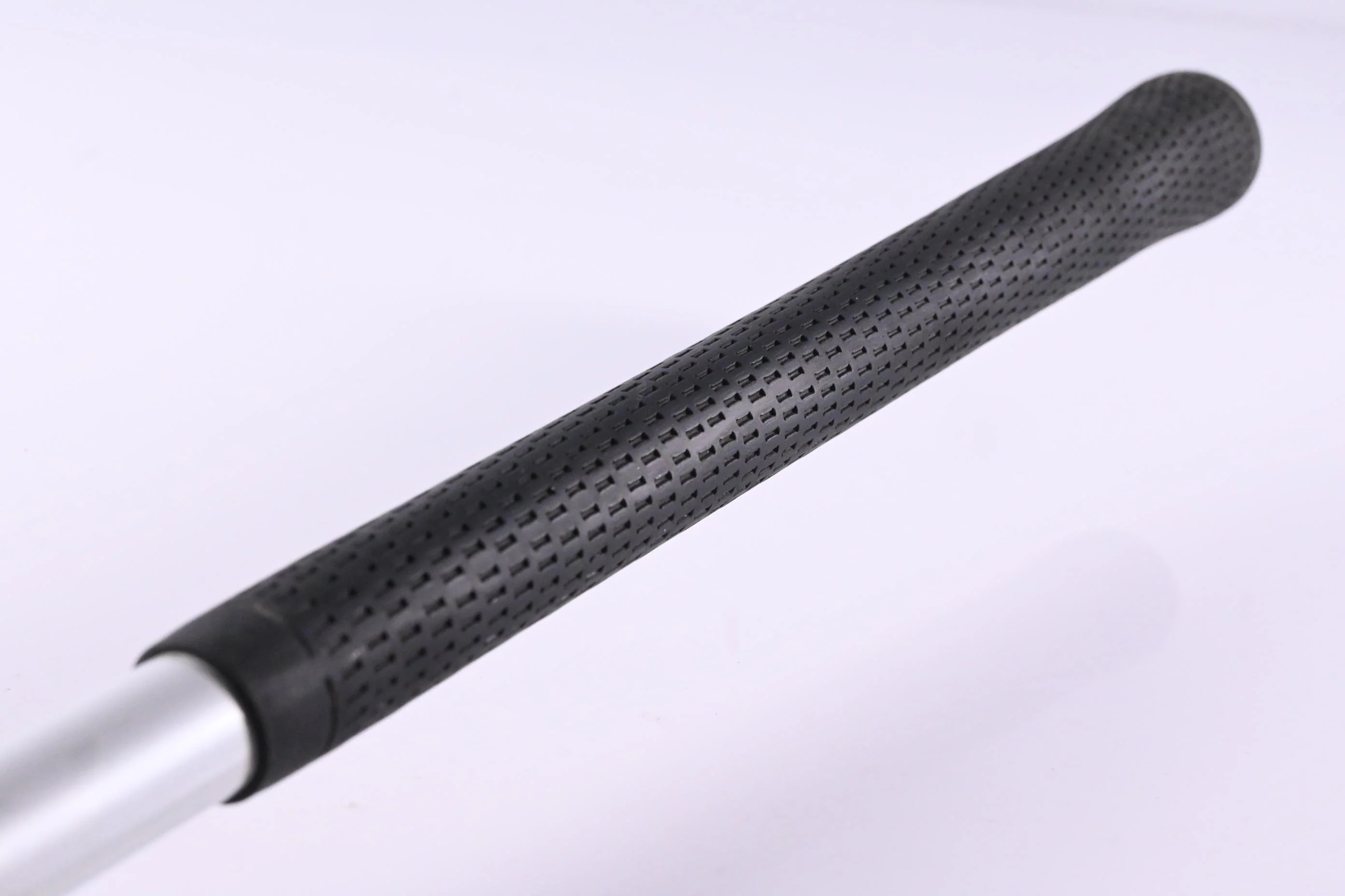 Taylormade R9 460 Driver / 9.5 Degree / Regular Flex Aldila Reax 60 Shaft - Image 8
