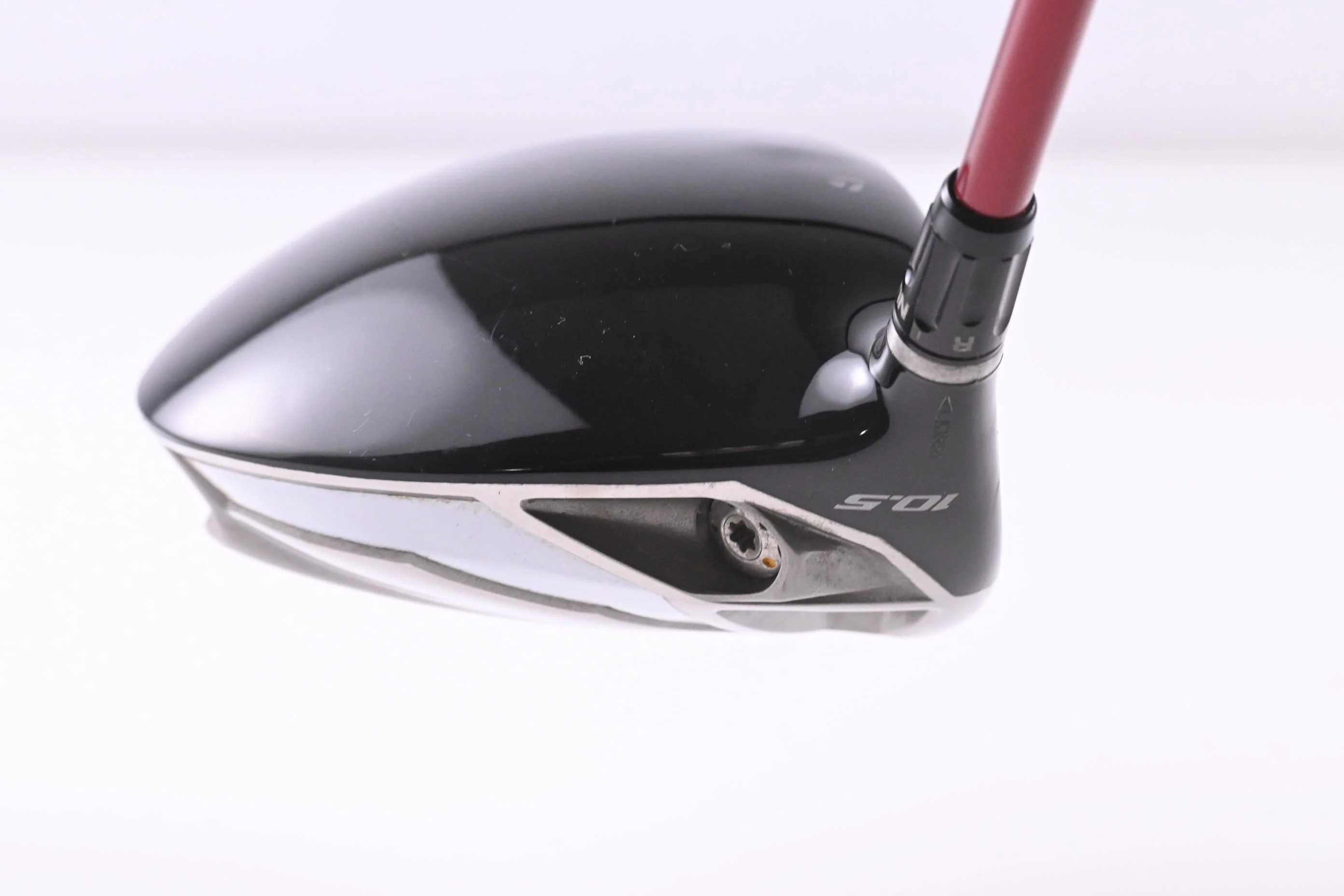 Left Hand Taylormade R9 Driver / 10.5 Degree / Regular Flex Fujikura Motore 65 - Image 5