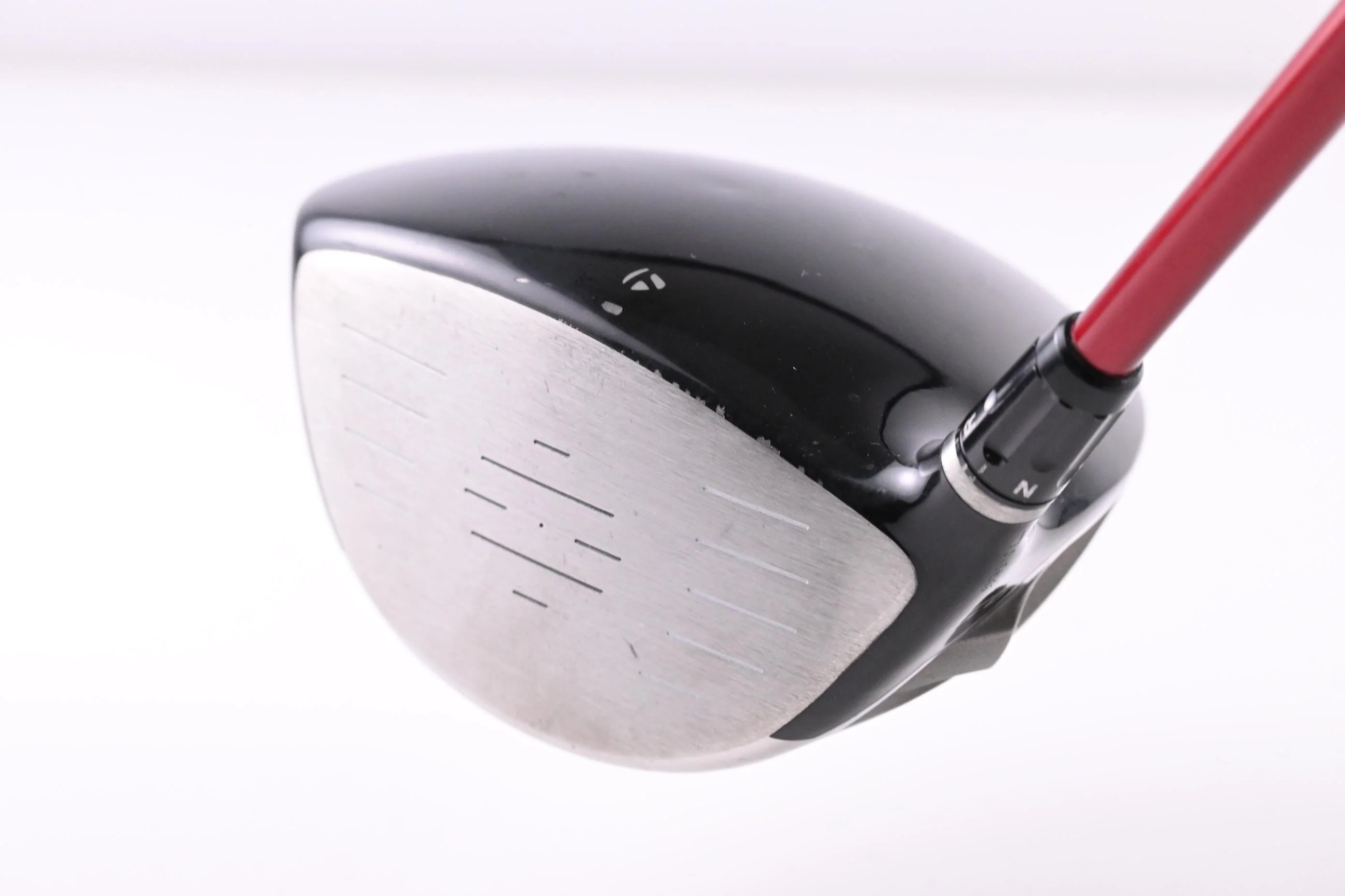 Taylormade R9 Driver / 9.5 Degree / Stiff Flex Aldila Voodoo SVS6 Shaft - Image 4
