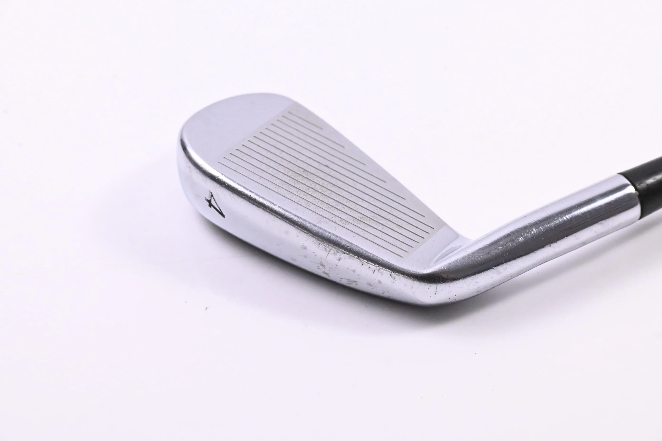 Taylormade R9 #4 Iron / 22 Degree / Regular Flex Steel Shaft - Image 3