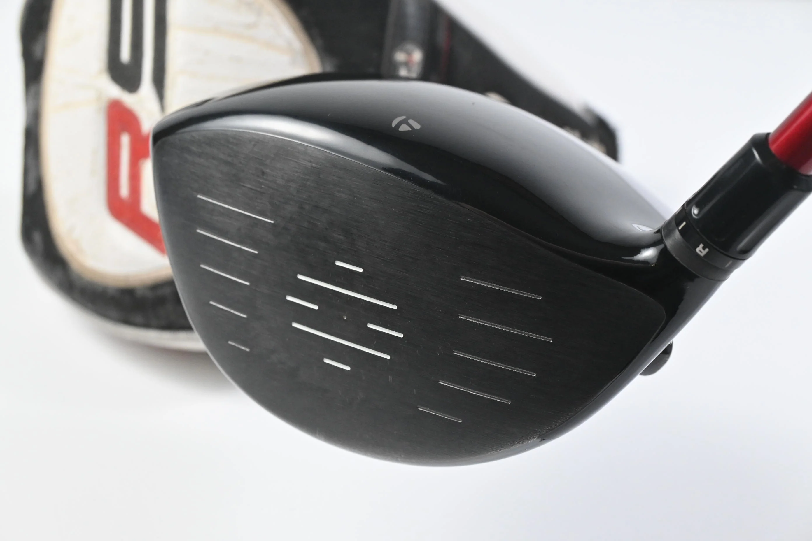 Taylormade R9 Supertri Driver / 9.5 Degree / Stiff Flex Fujikura Motore 60 Shaft - Image 4
