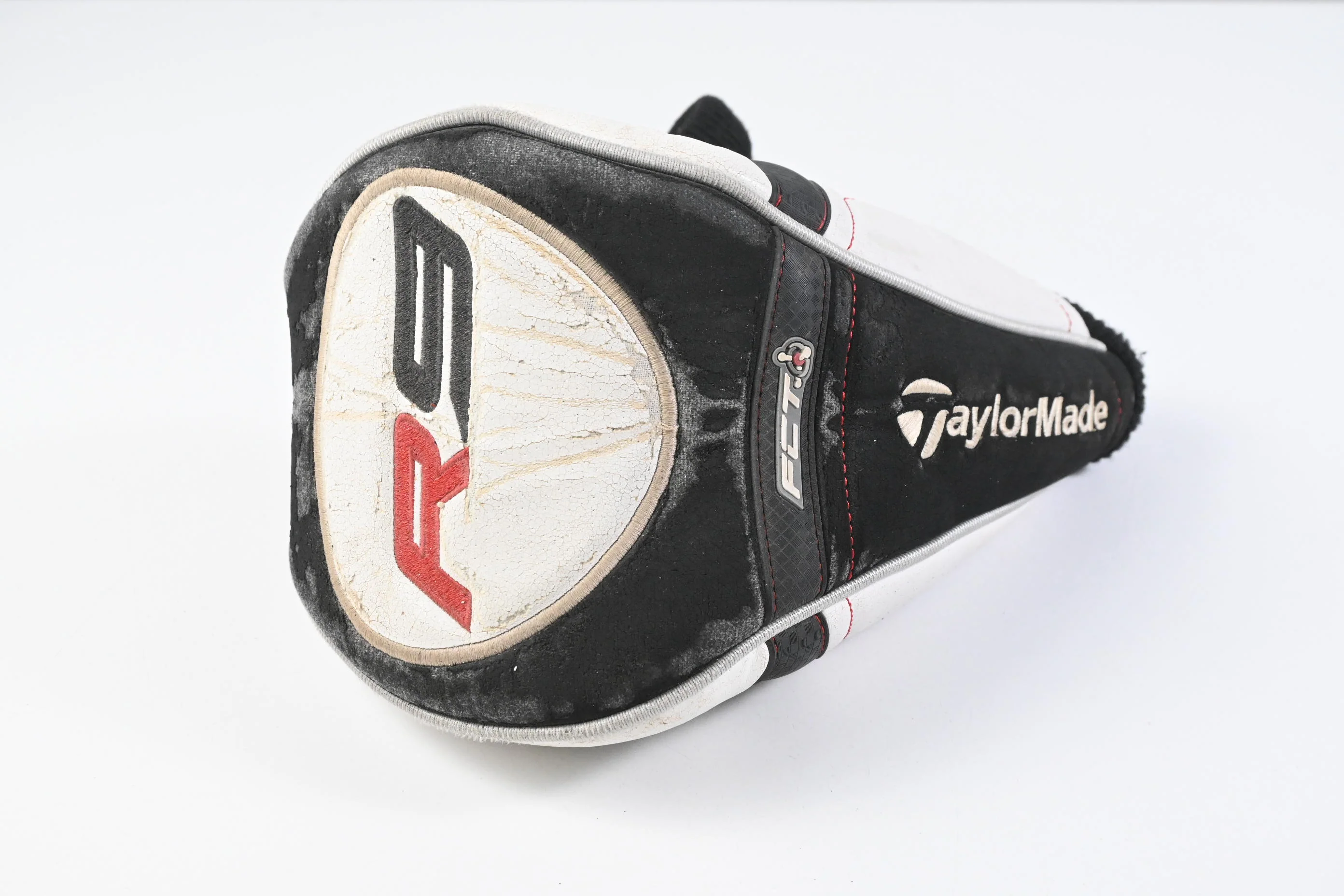 Taylormade R9 Supertri Driver / 9.5 Degree / Stiff Flex Fujikura Motore 60 Shaft - Image 9