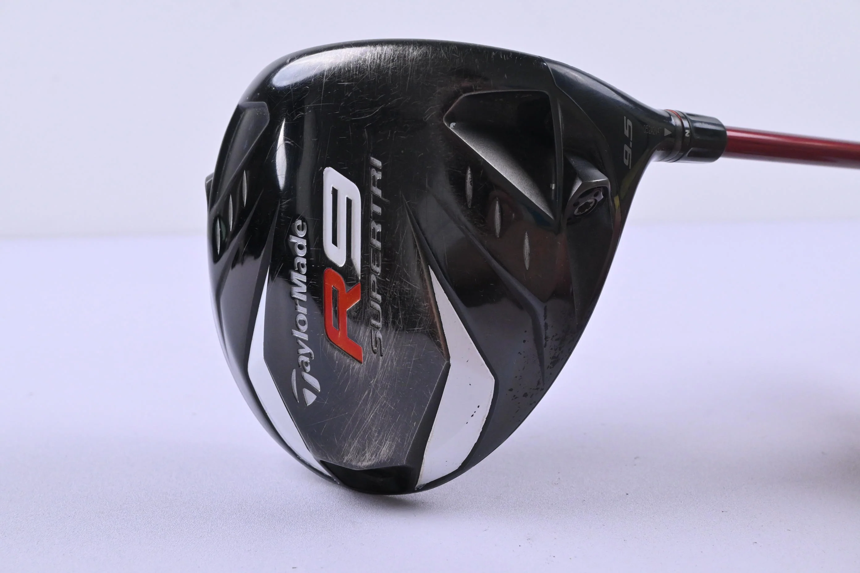 Taylormade R9 Supertri Driver / 9.5 Degree / Regular Flex Fujikura Motore 60 - Image 2
