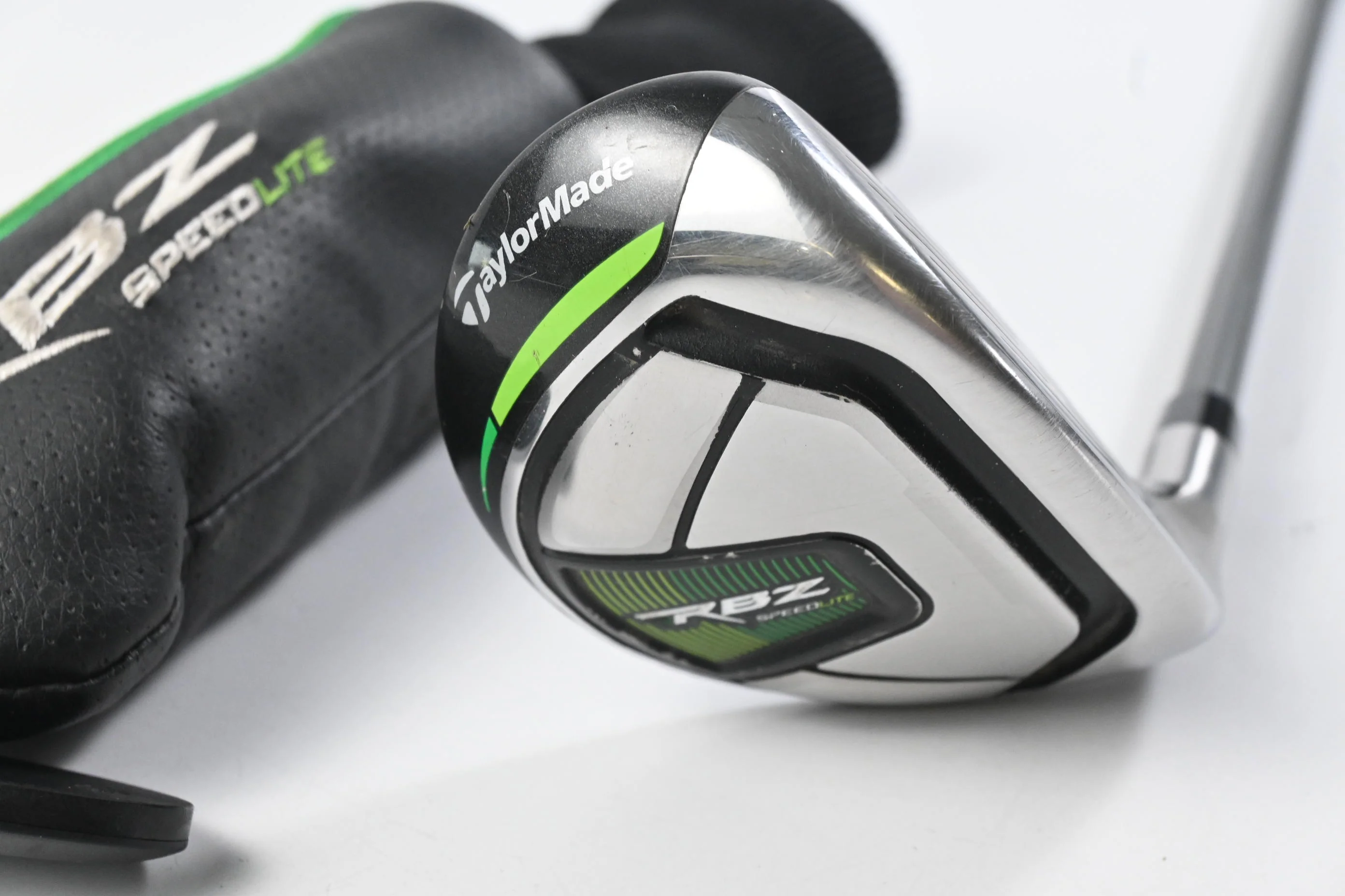 Taylormade RBZ Speedlite #4 Hybrid / 22 Degree / Regular Flex RBZ 65 Shaft