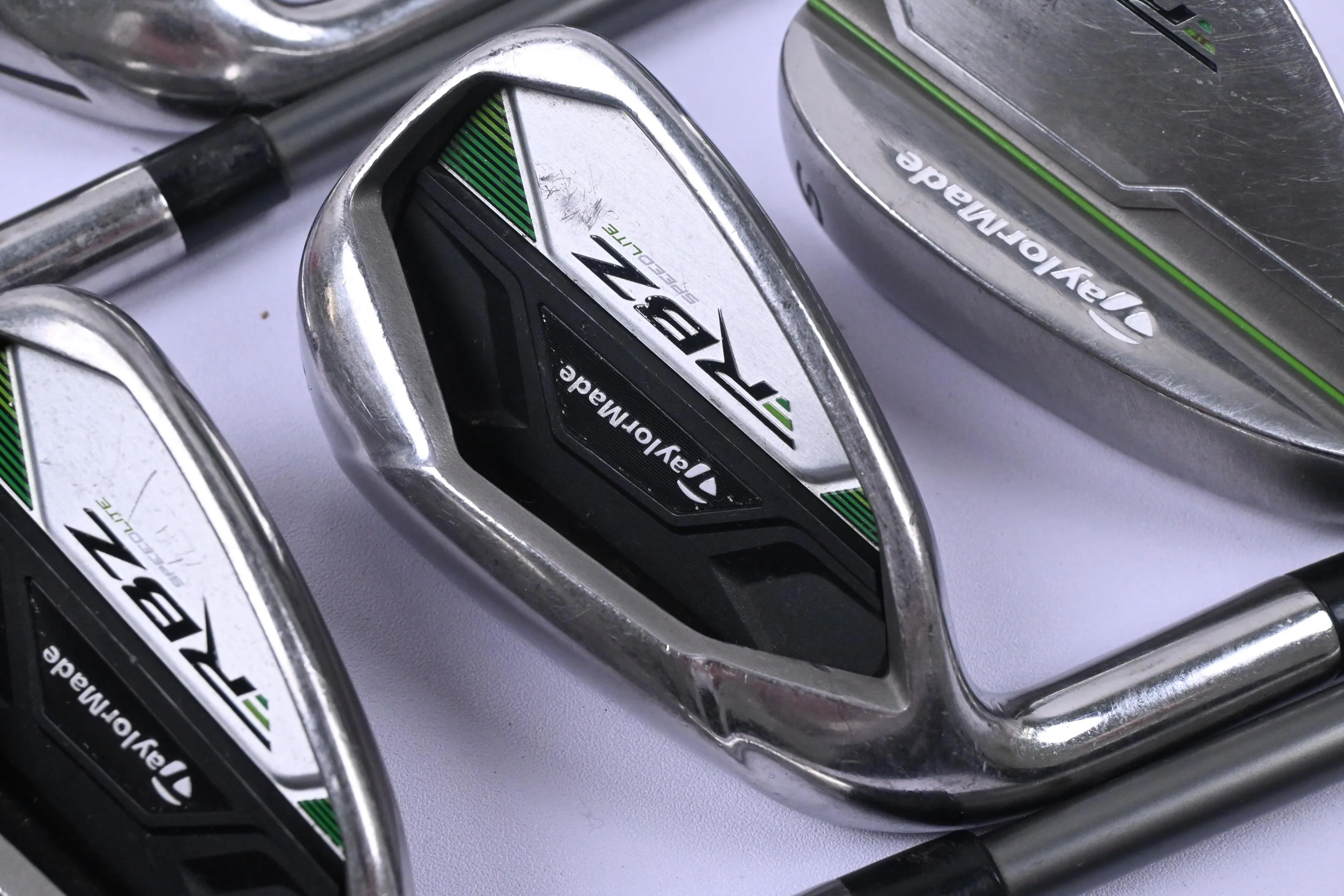 Left Hand Taylormade RBZ Speedlite Irons / 6-PW+SW / Regular Flex RBZ 65 Shafts