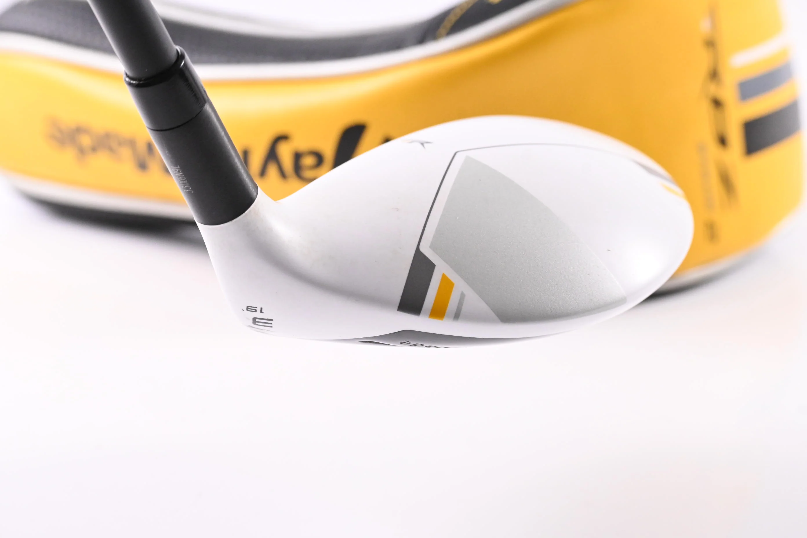 Taylormade RBZ Stage 2 #3 Hybrid / 19 Degree / Regular Flex Rocketfuel 65 Shaft - Image 5