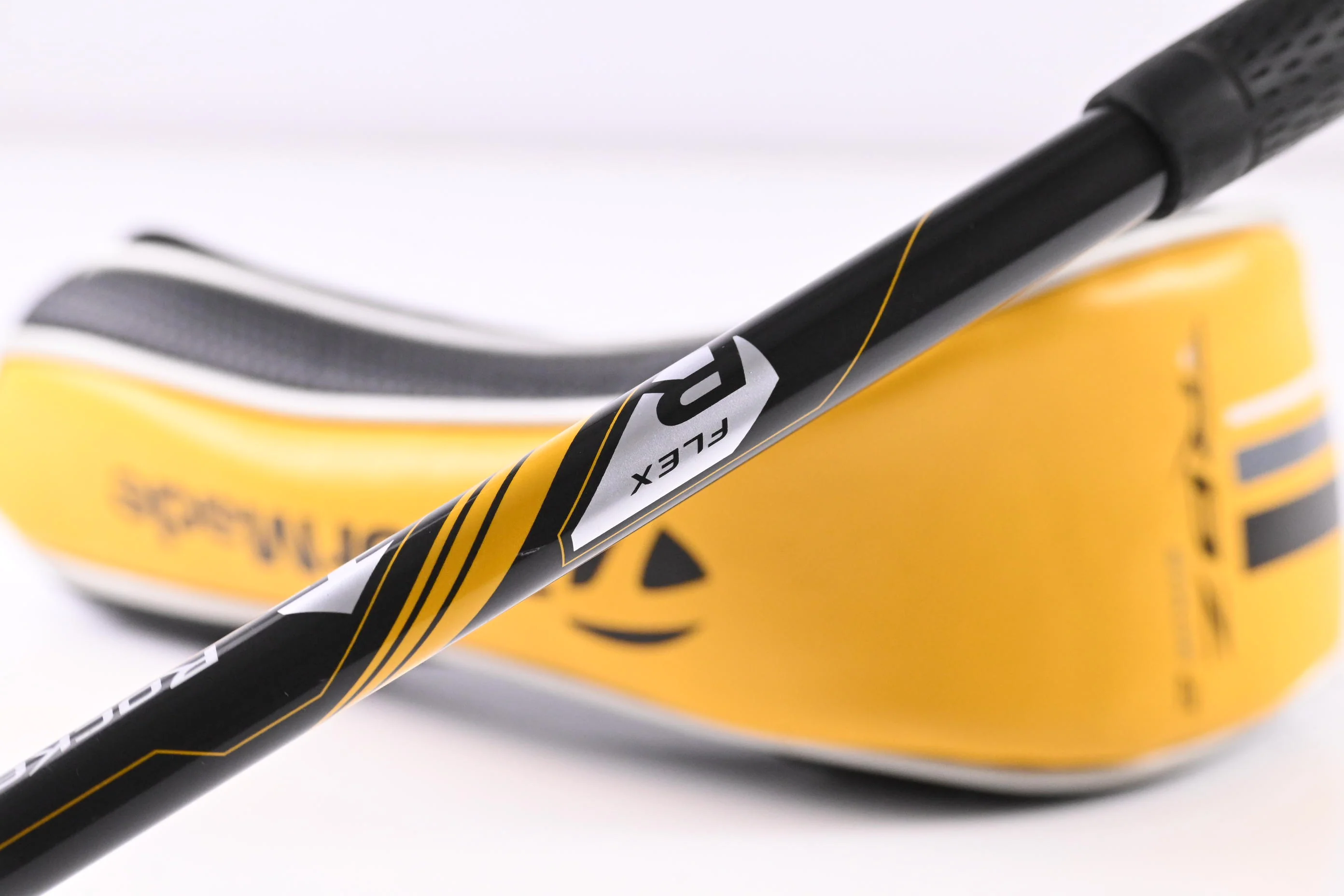 Taylormade RBZ Stage 2 #3 Hybrid / 19 Degree / Regular Flex Rocketfuel 65 Shaft - Image 6