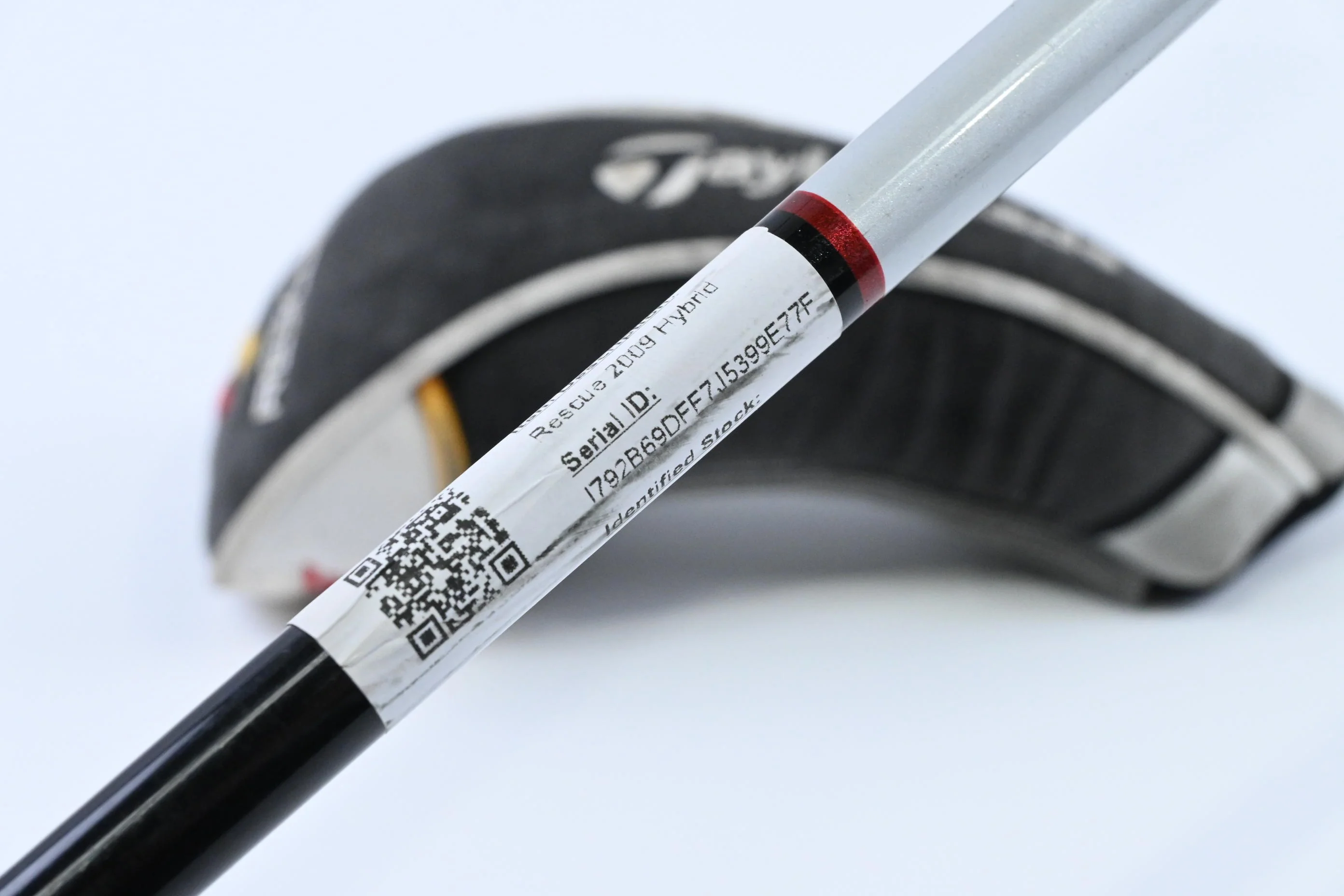 Taylormade Rescue 2009 #3 Hybrid / 19 Degree / Stiff Flex Aldila Reax 65 Shaft - Image 7
