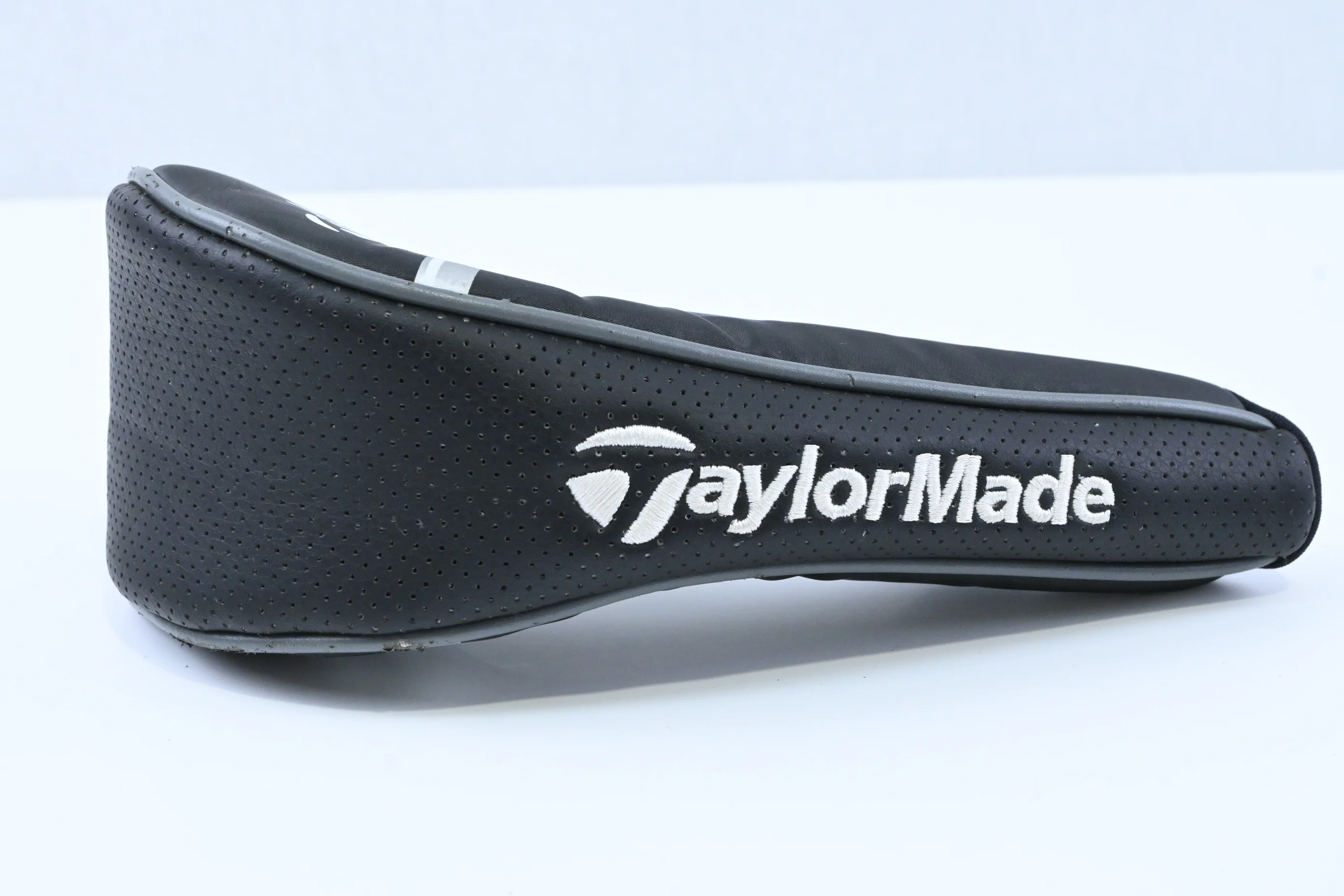 Taylormade Rescue Dual #2 Hybrid / 16 Degree / Stiff Flex Taylormade 65 Shaft - Image 9