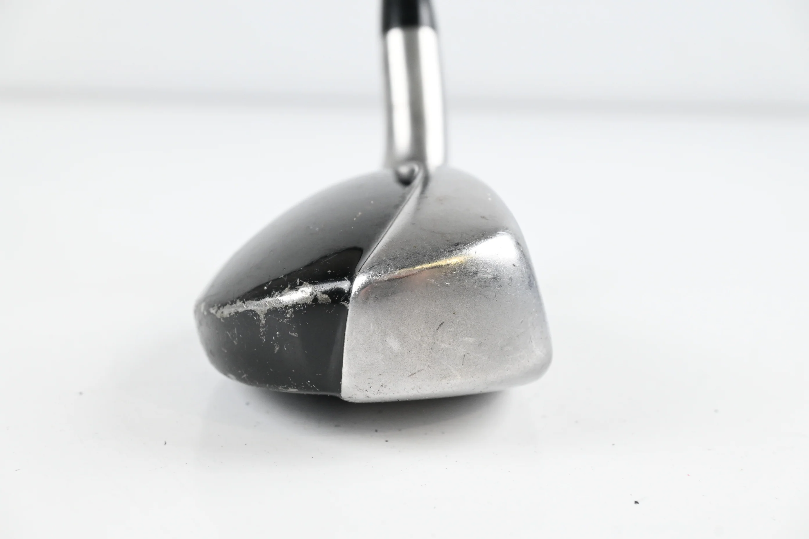 Taylormade Rescue Mid #2 Hybrid / 16 Degree / Stiff Flex Taylormade UG 65 Shaft - Image 3