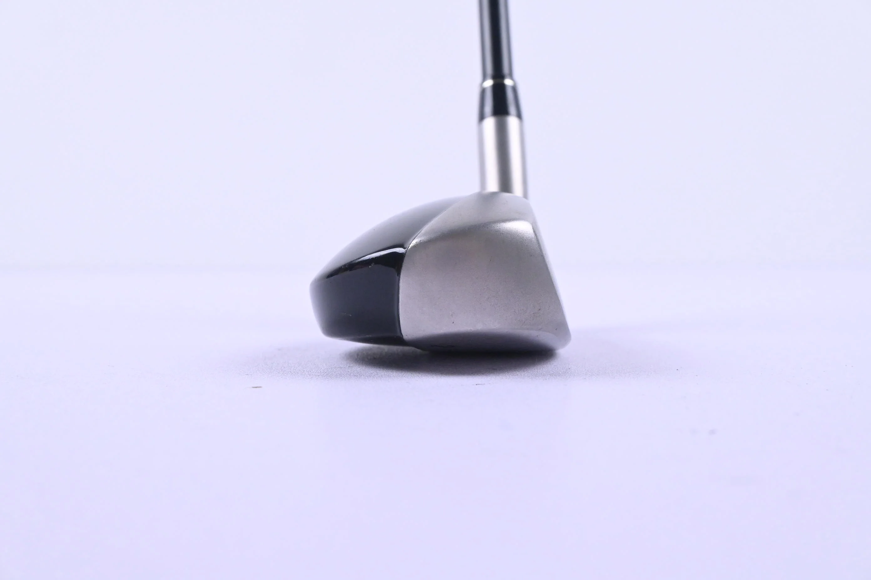 Taylormade Rescue Mid #2 Hybrid / 16 Degree / Regular Flex Taylormade Ultralite - Image 3