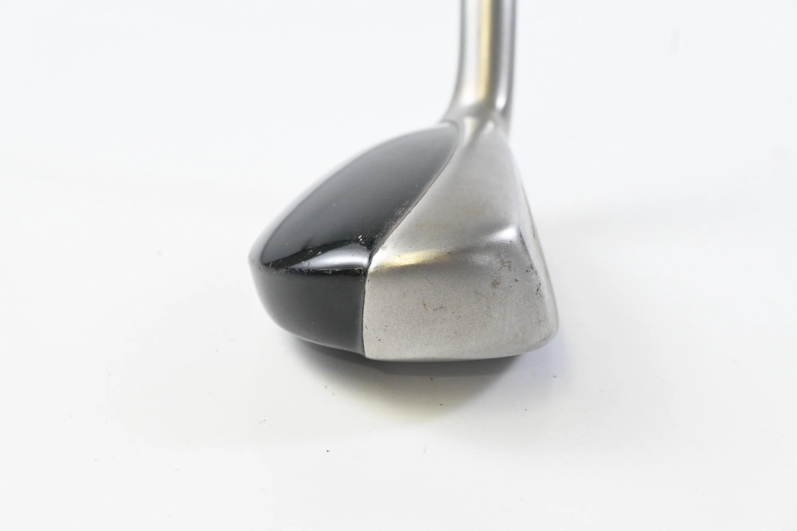 Taylormade Rescue Mid #3 Hybrid / 19 Degree / Regular Flex Light Metal Shaft - Image 3