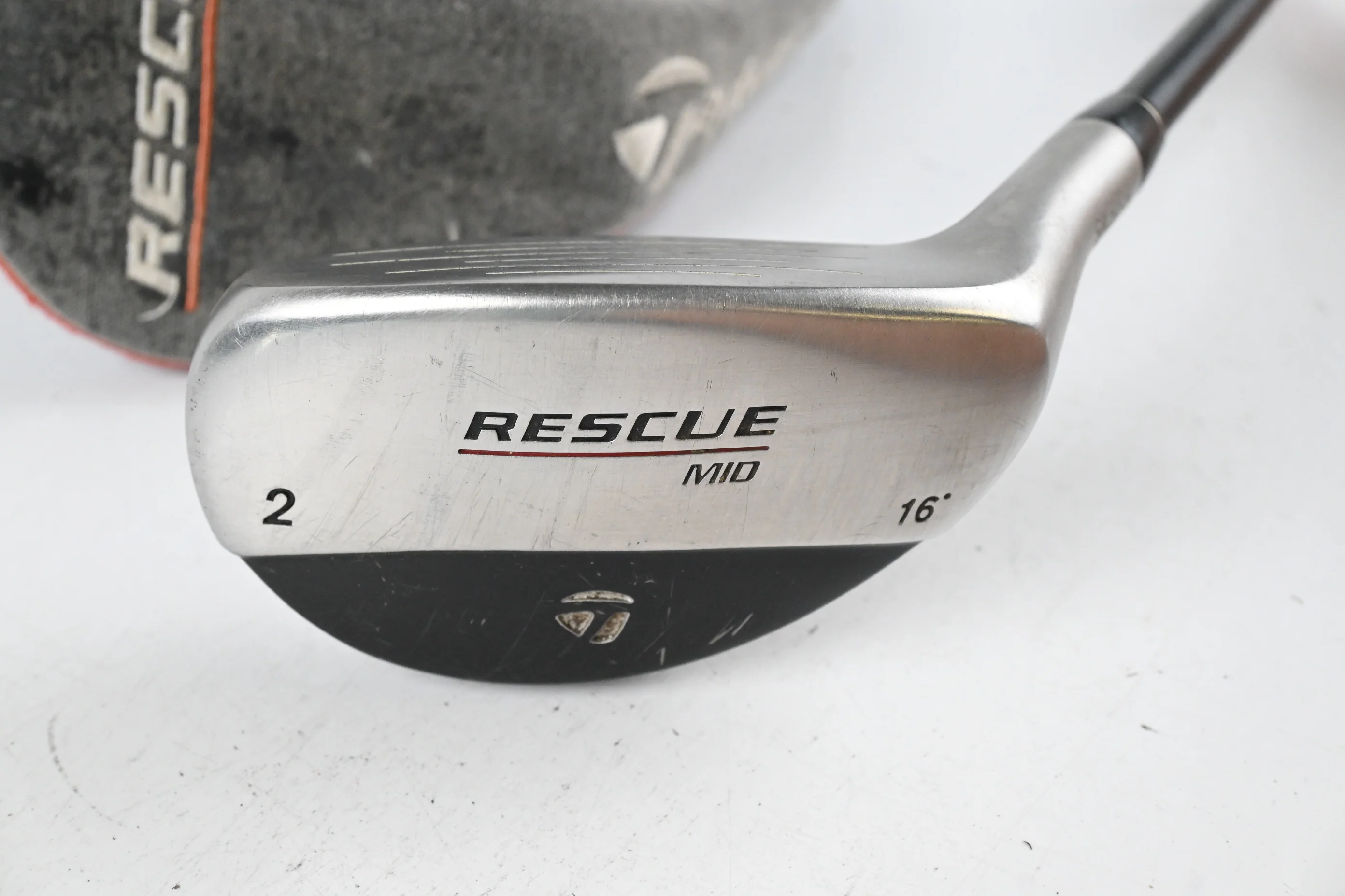 Taylormade Rescue Mid #2 Hybrid / 16 Degree / Regular Flex Taylormade Shaft - Image 2