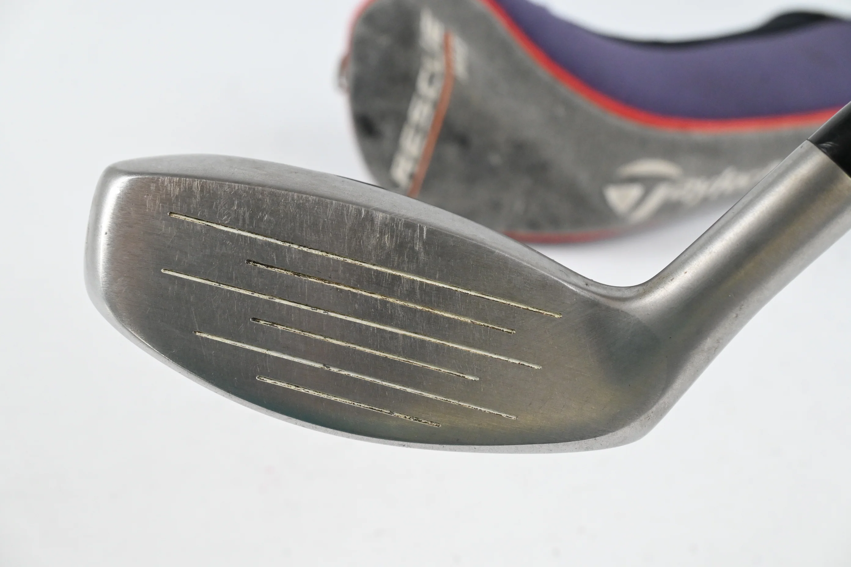 Taylormade Rescue Mid #2 Hybrid / 16 Degree / Regular Flex Taylormade Shaft - Image 4