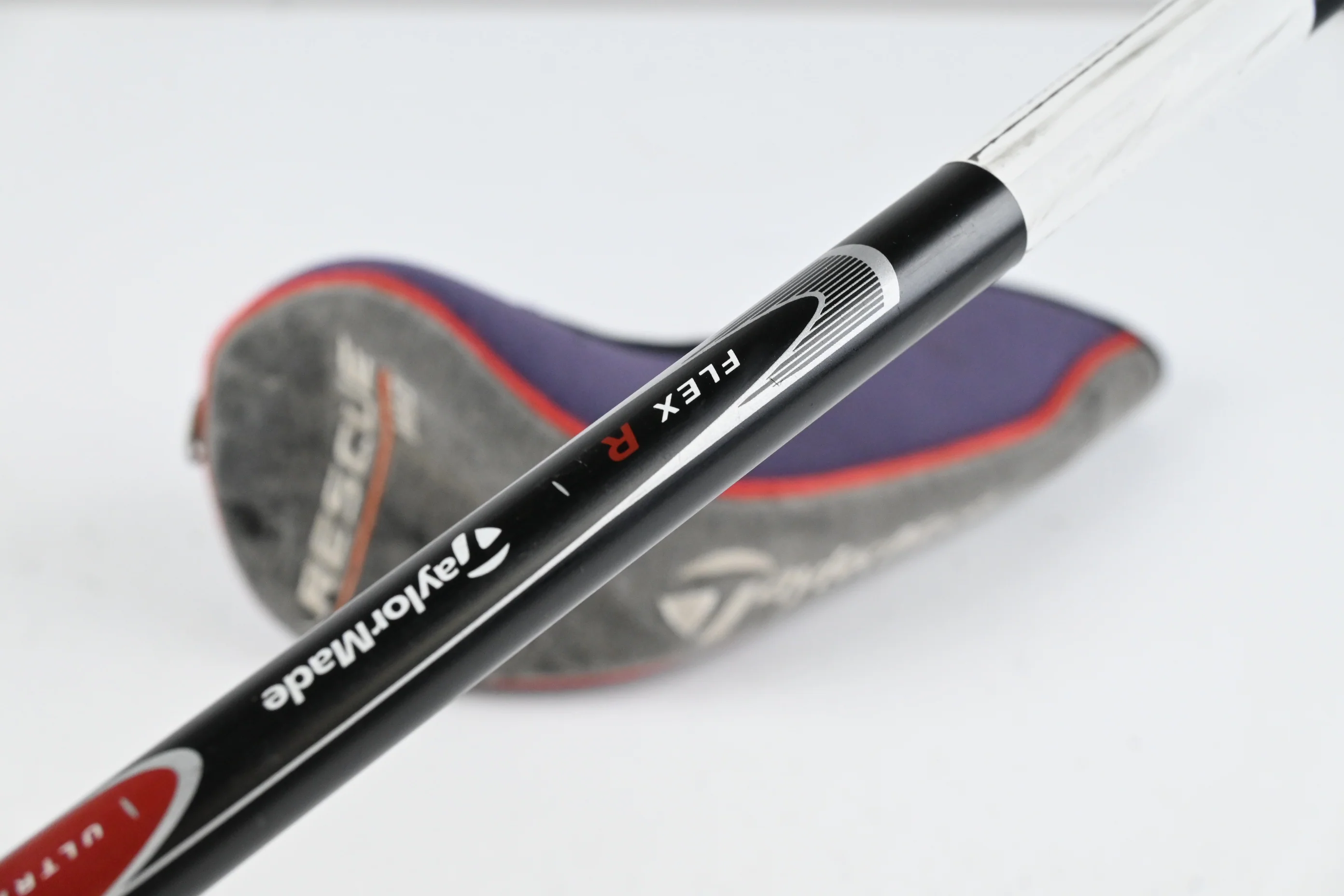 Taylormade Rescue Mid #2 Hybrid / 16 Degree / Regular Flex Taylormade Shaft - Image 6