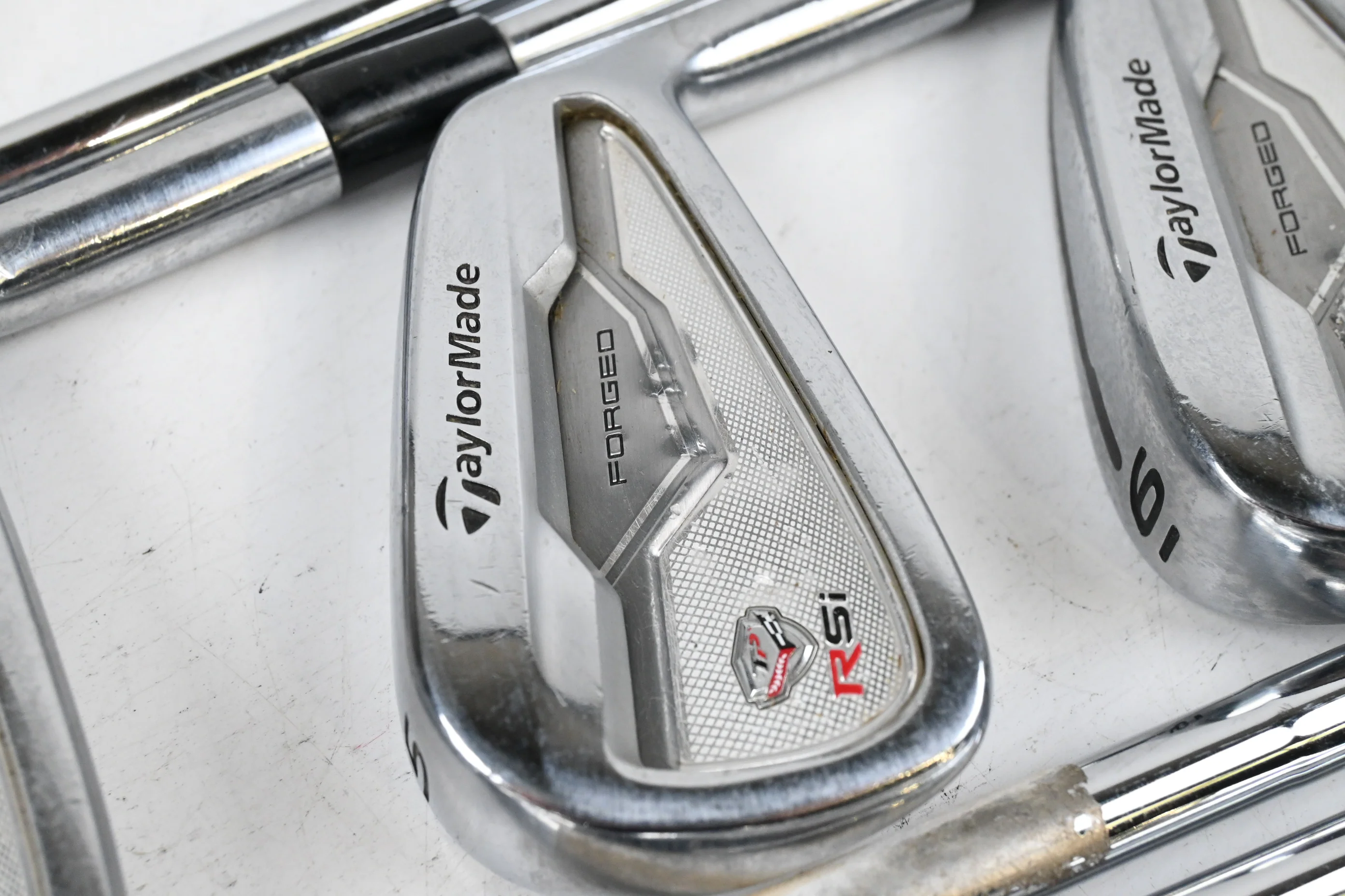 Taylormade RSi1 Irons / 3-PW / X-Flex KBS Tour Shafts