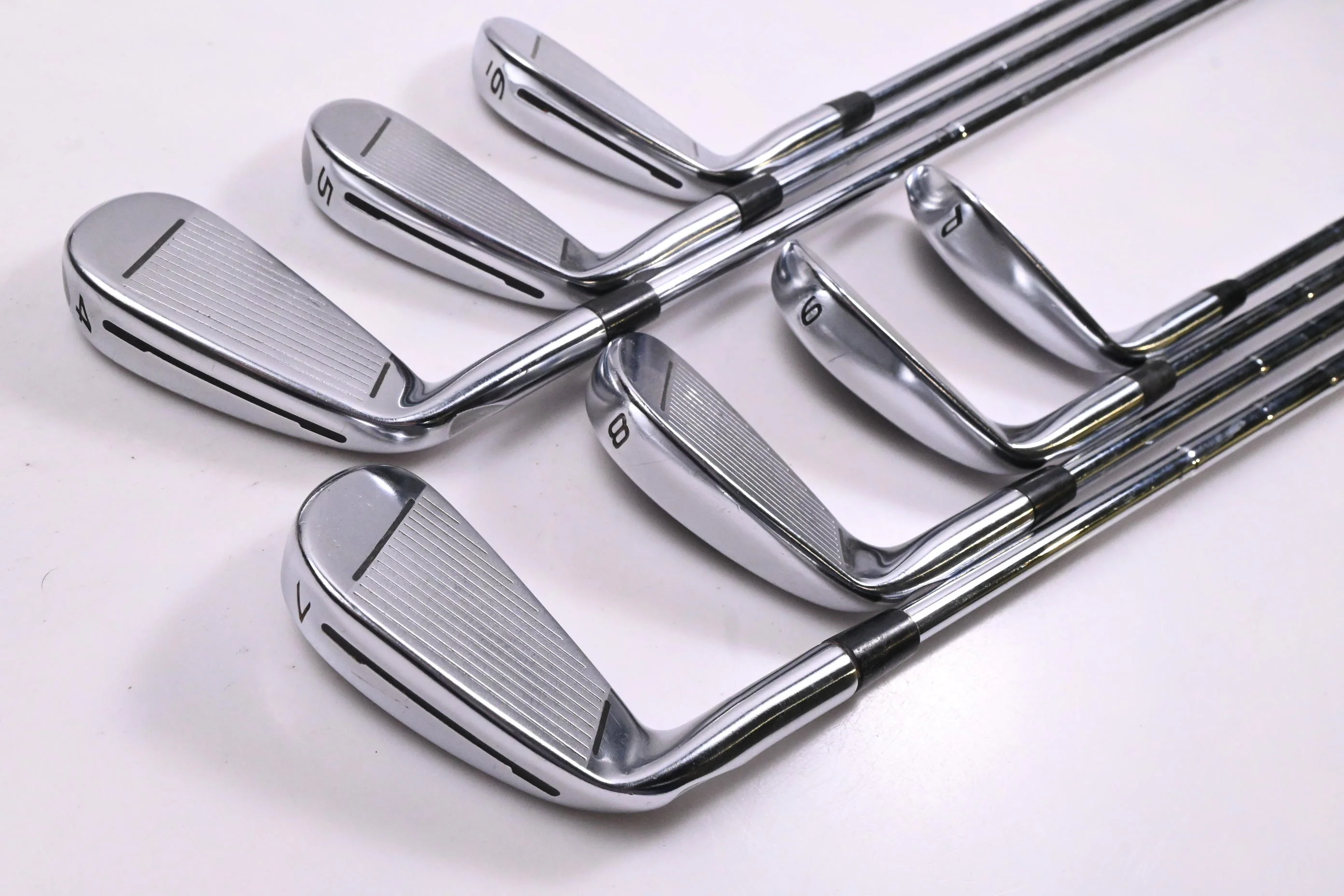 Taylormade RSi2 Irons / 4-PW / Stiff Flex Dynamic Gold S300 Shafts - Image 4