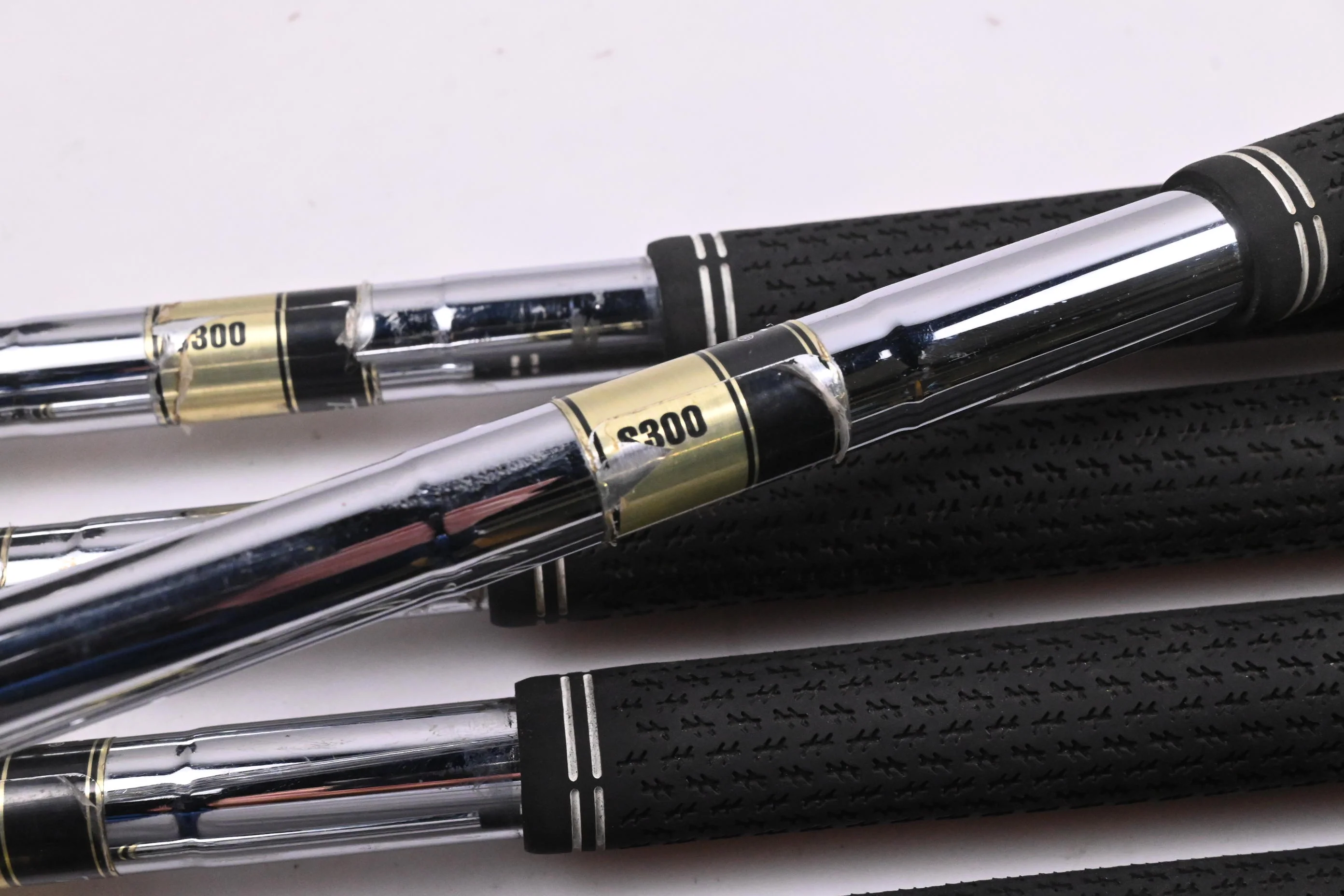 Taylormade RSi2 Irons / 4-PW / Stiff Flex Dynamic Gold S300 Shafts - Image 5