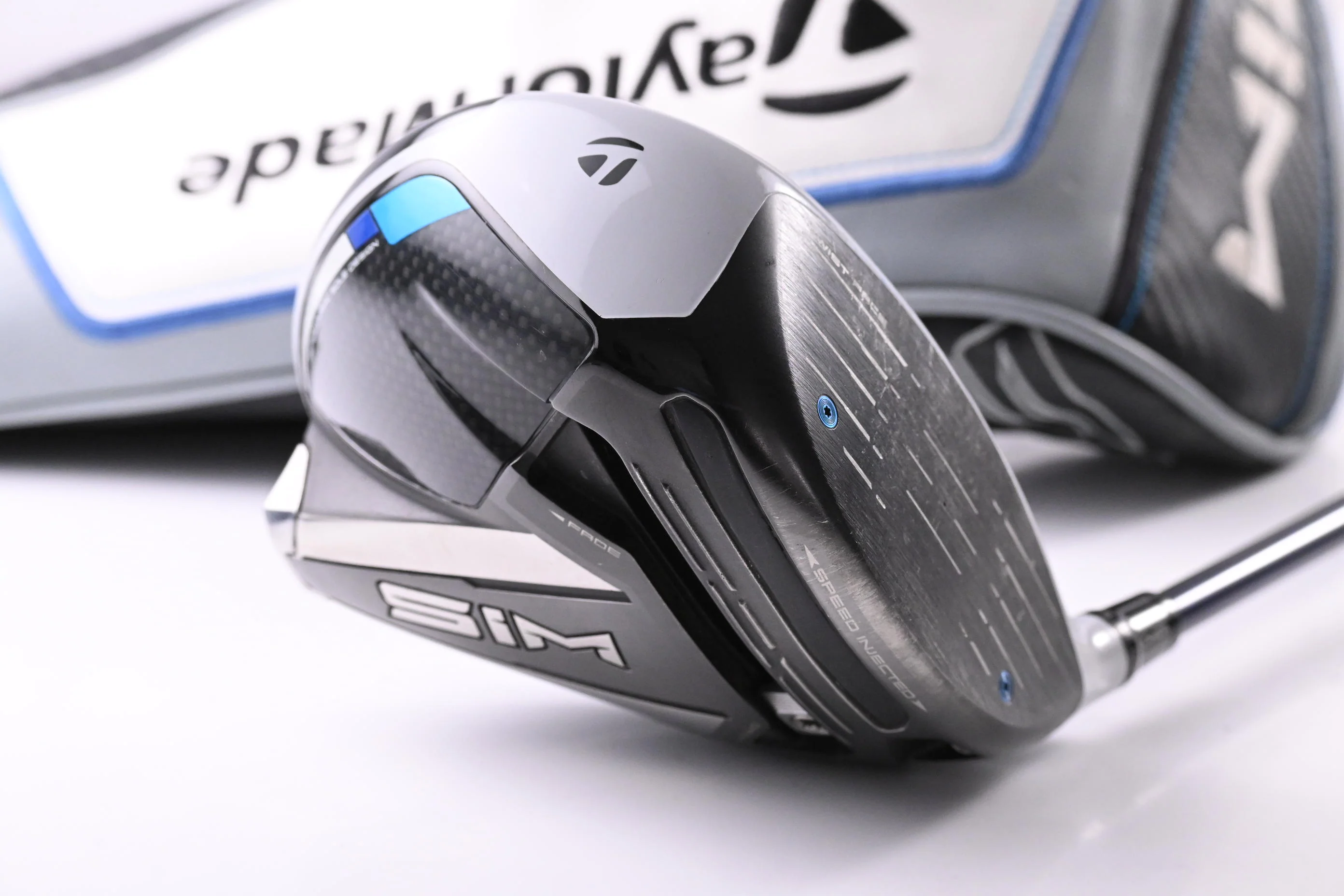 Taylormade SIM Driver / 10.5 Degree / Stiff Flex Fujikura Ventus Blue 6 Shaft