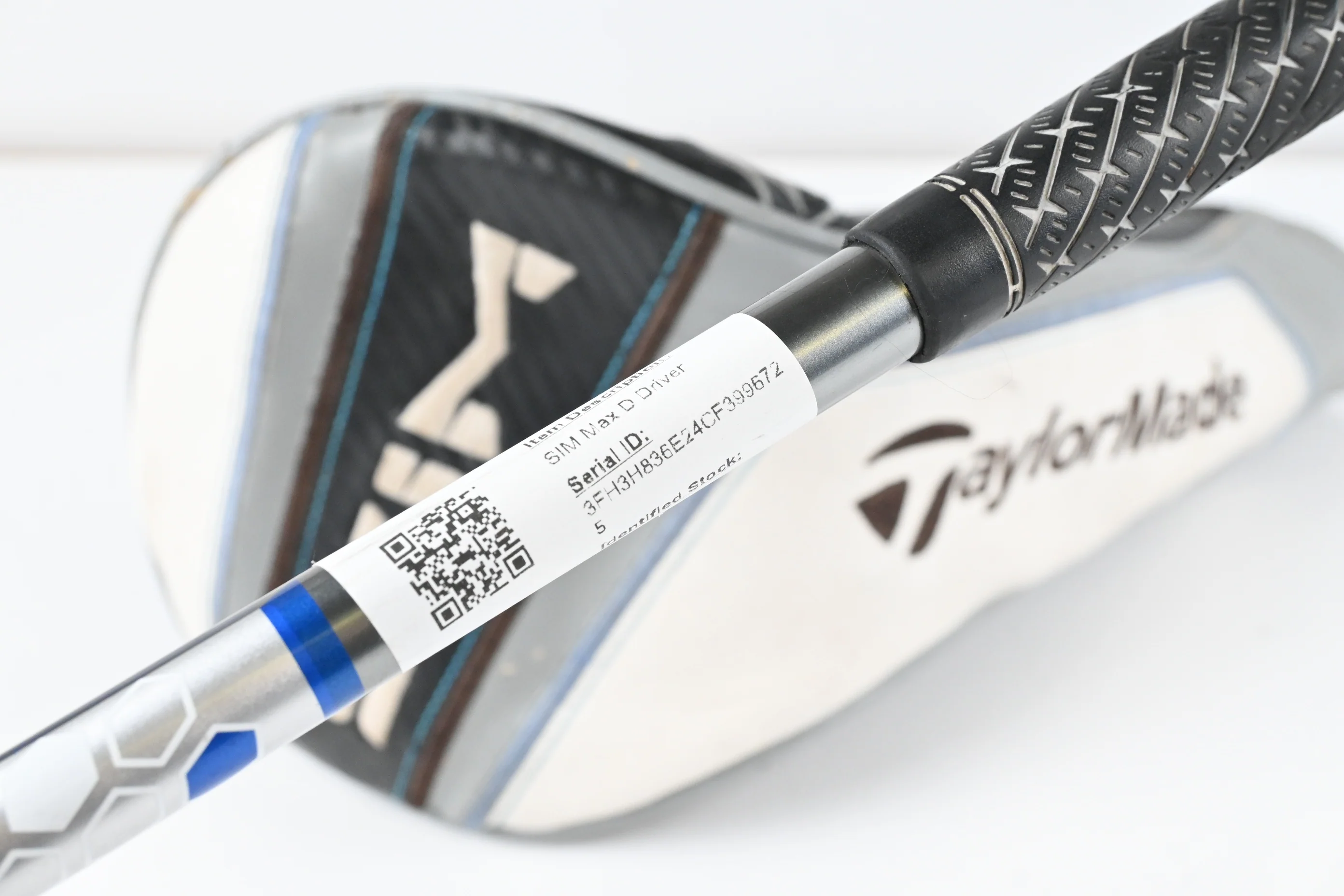 Taylormade SIM Max D Driver / 10.5 Degree / Regular Flex UST Mamiya Helium 5 - Image 7