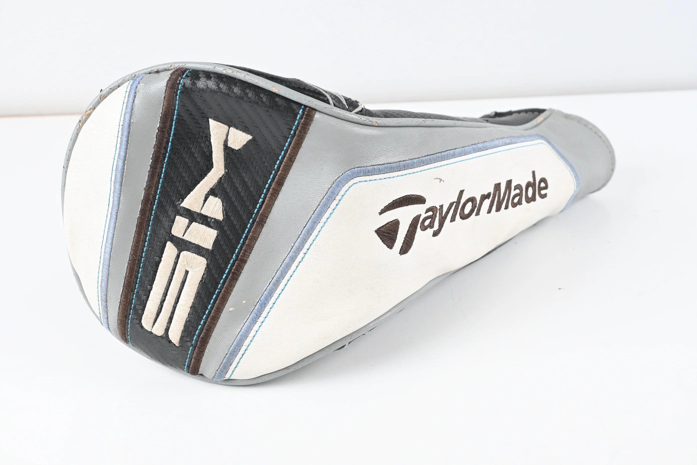 Taylormade SIM Max D Driver / 10.5 Degree / Regular Flex UST Mamiya Helium 5 - Image 9