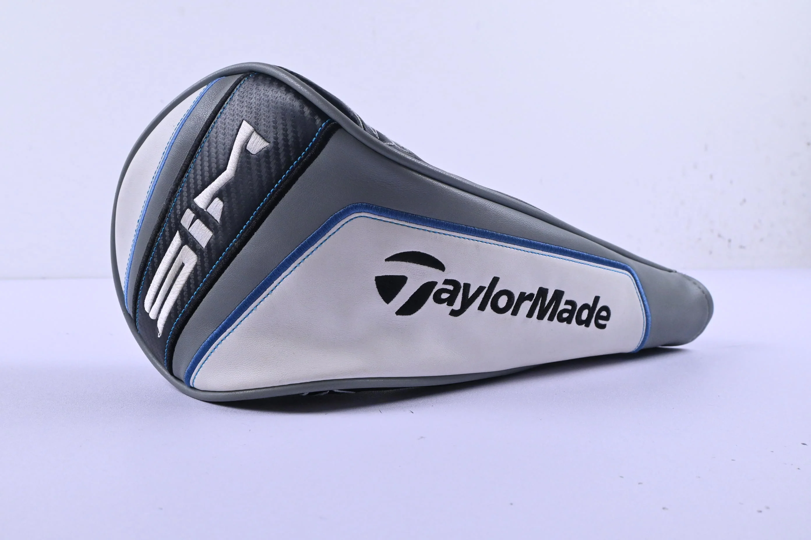 Taylormade SIM Max D Driver / 10.5 Degree / Ladies Flex UST Mamiya Helium - Image 9