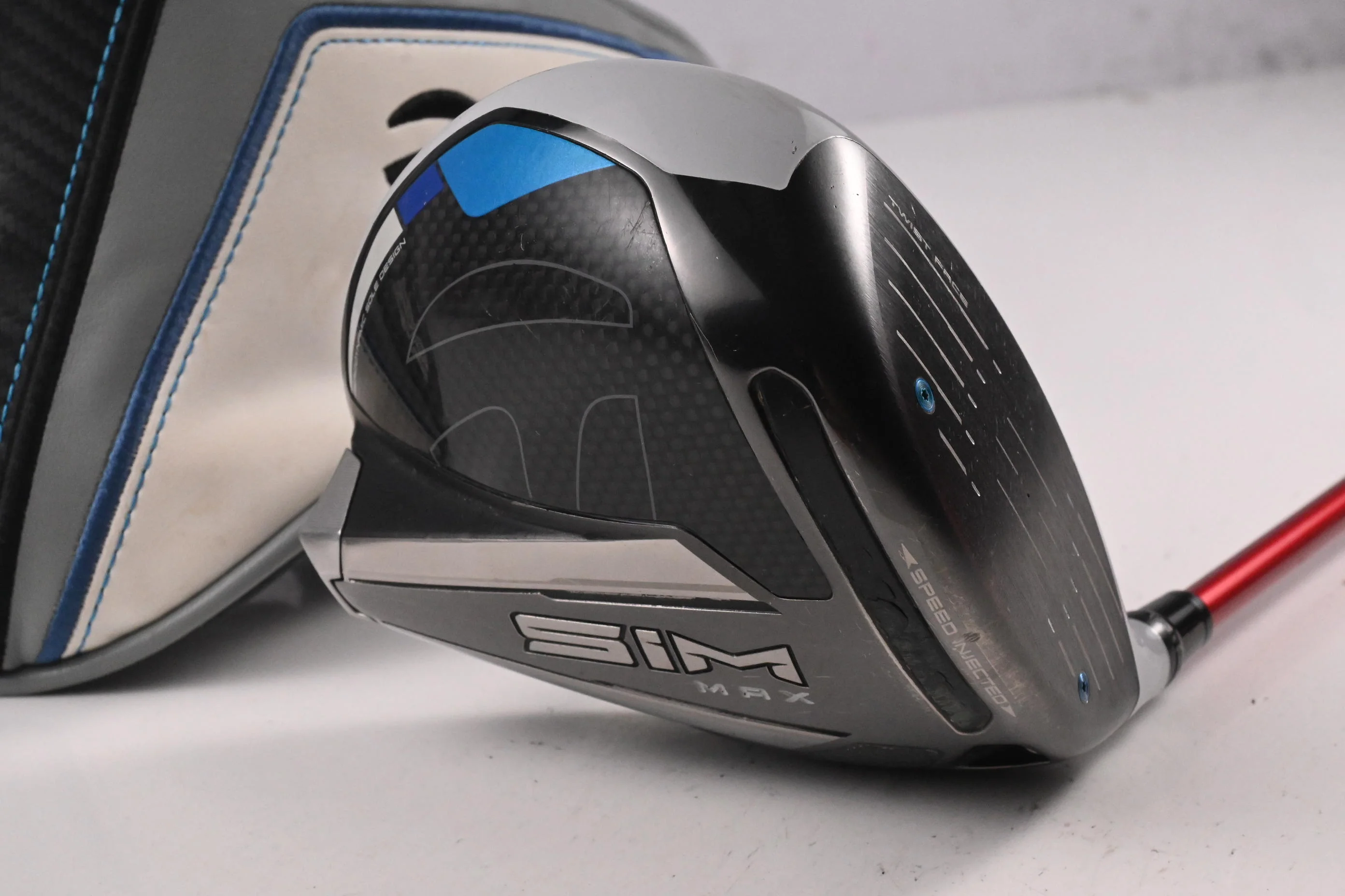 Taylormade SIM Max Driver / 9 Degree / Regular Flex Fujikura Ventus Red 5 Shaft