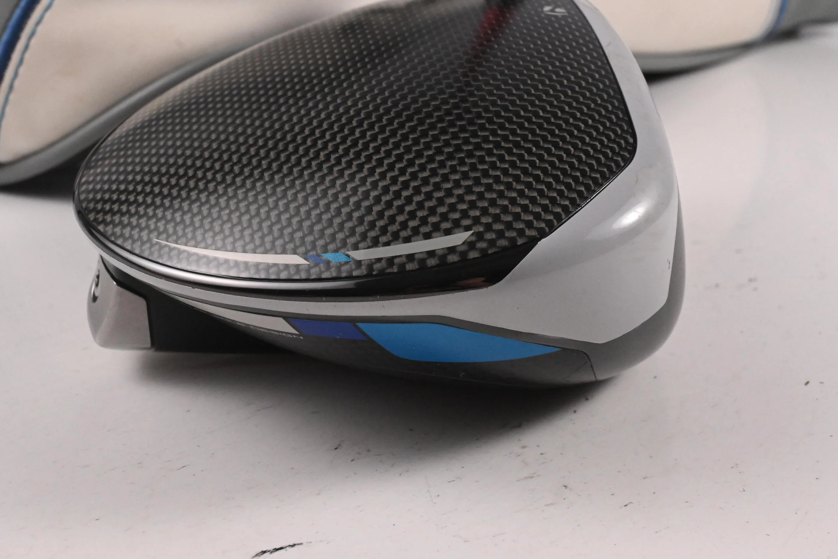 Taylormade SIM Max Driver / 9 Degree / Regular Flex Fujikura Ventus Red 5 Shaft - Image 3