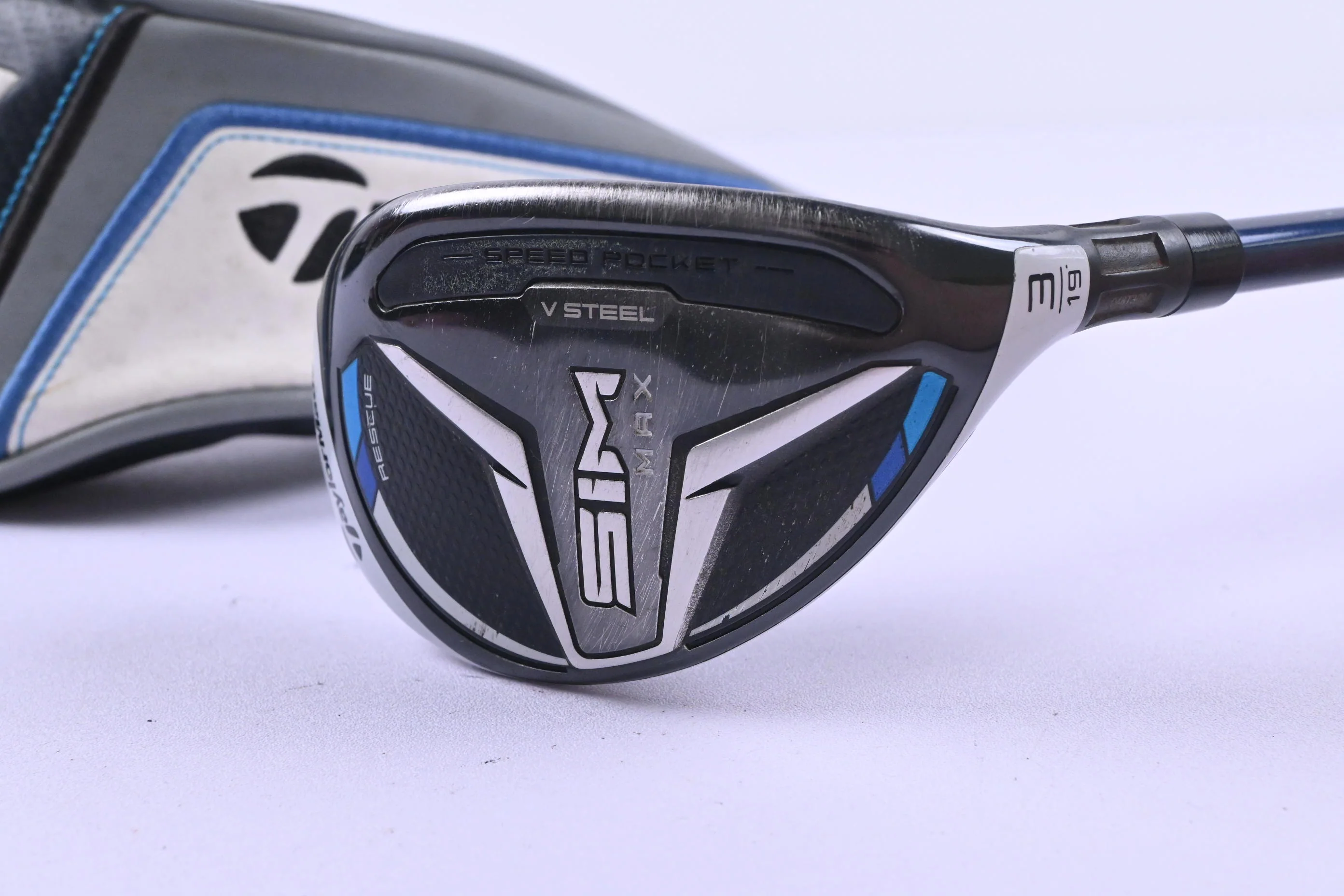 Taylormade SIM Max #3 Hybrid / 19 Degree / Stiff Flex Fujikura Ventus Blue 7 - Image 2
