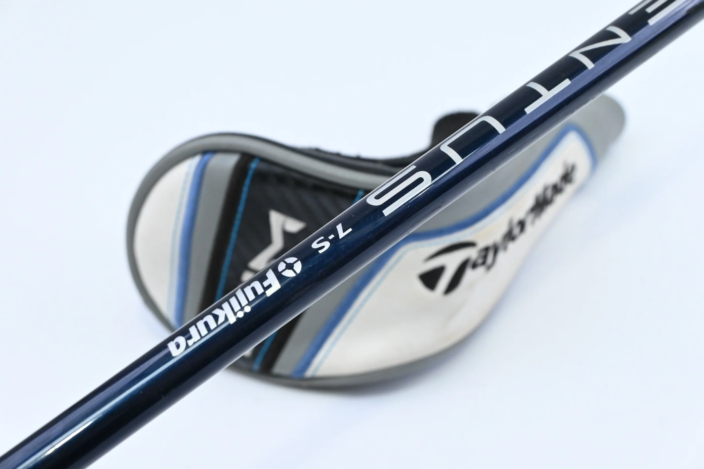 Taylormade SIM Max #3 Hybrid / 19 Degree / Stiff Flex Fujikura Ventus Blue 7 - Image 6