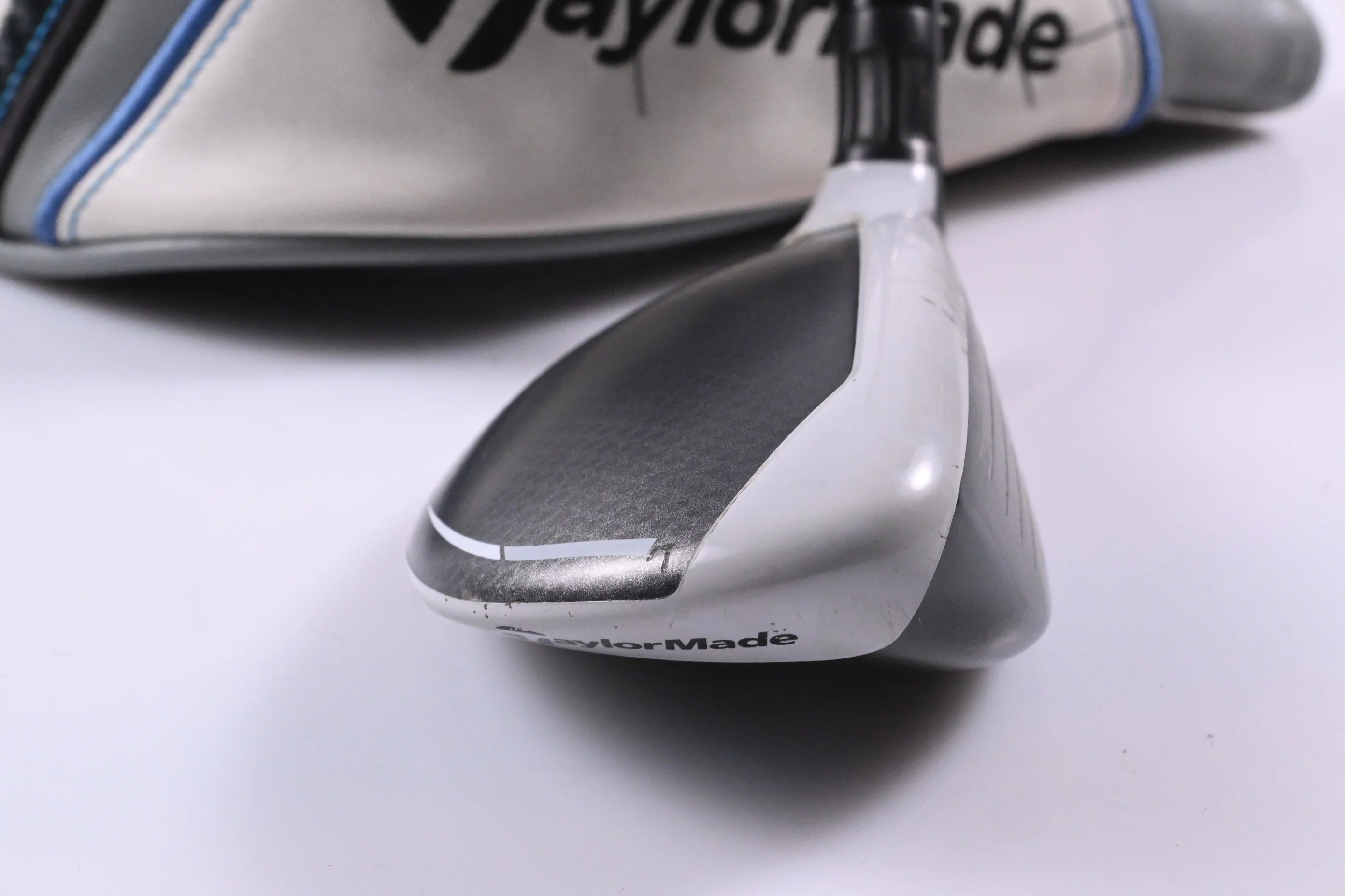 Taylormade SIM Max #3 Hybrid / 19 Degree / Regular Flex Fujikura Ventus Blue 6 - Image 3