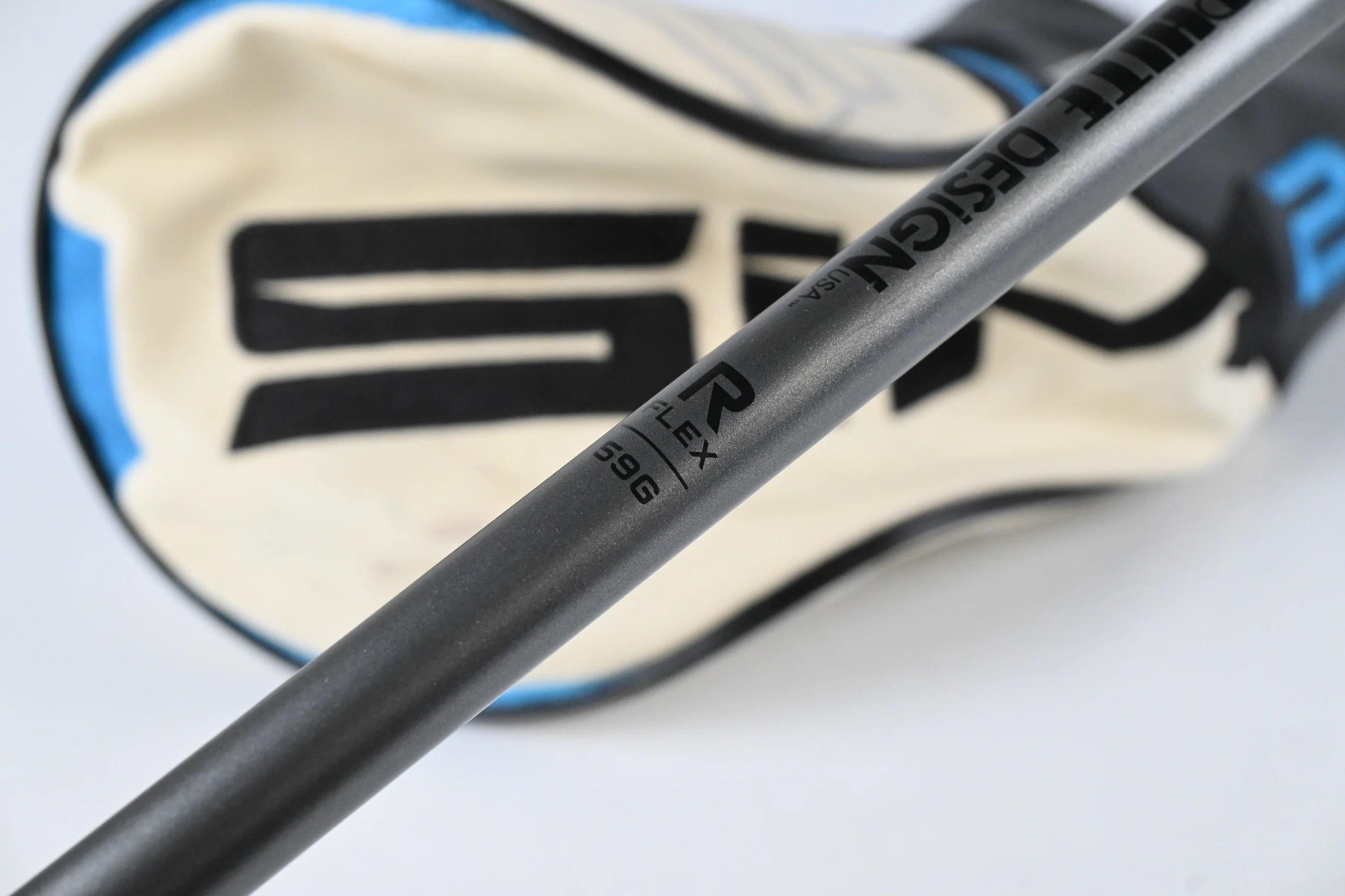 Taylormade SIM2 Driver / 8 Degree / Regular Flex Graphite Design MAD 59 Shaft - Image 6