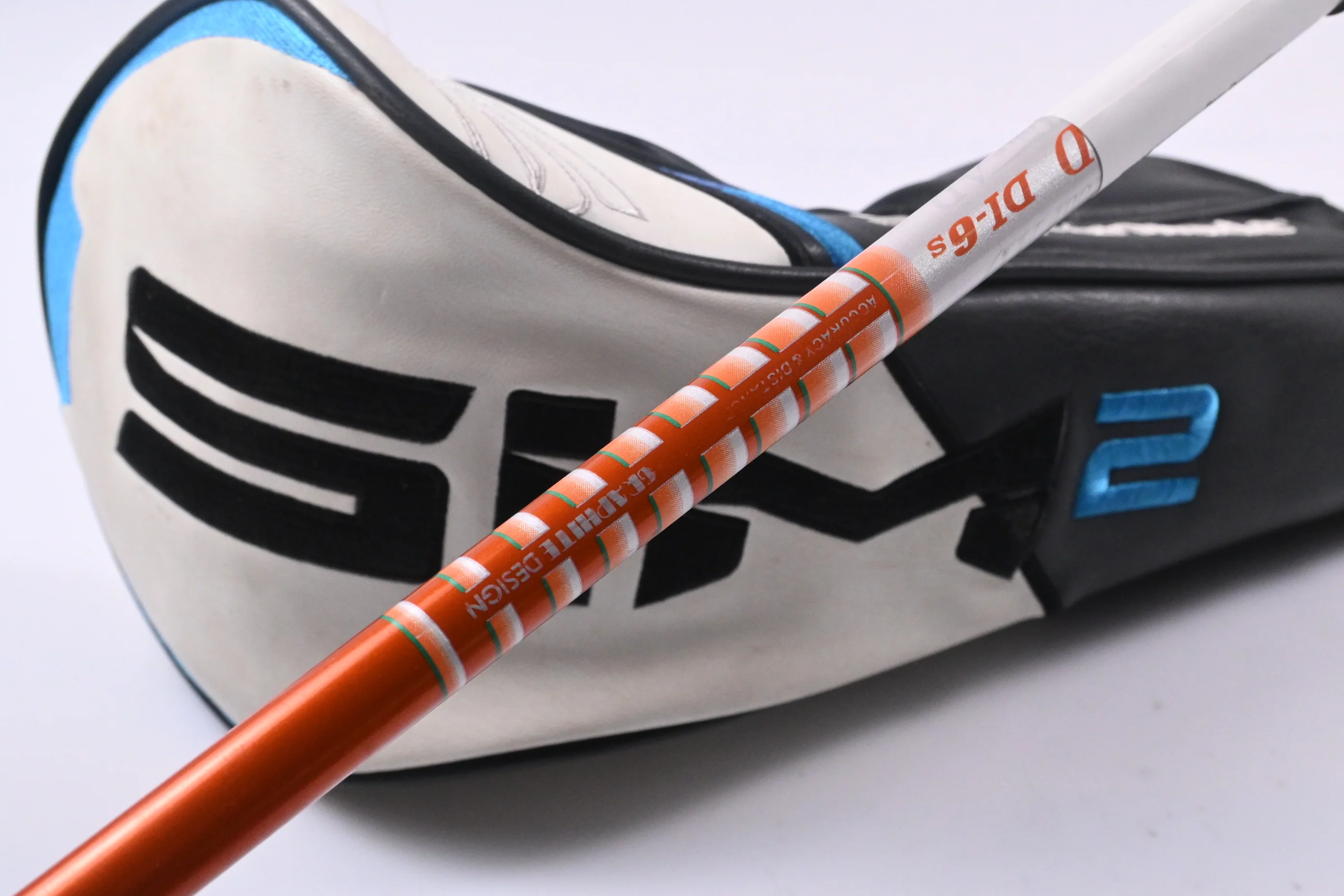 Taylormade SIM2 Driver / 10.5 Degree / Stiff Flex Tour AD DI-6 Orange Shaft - Image 6