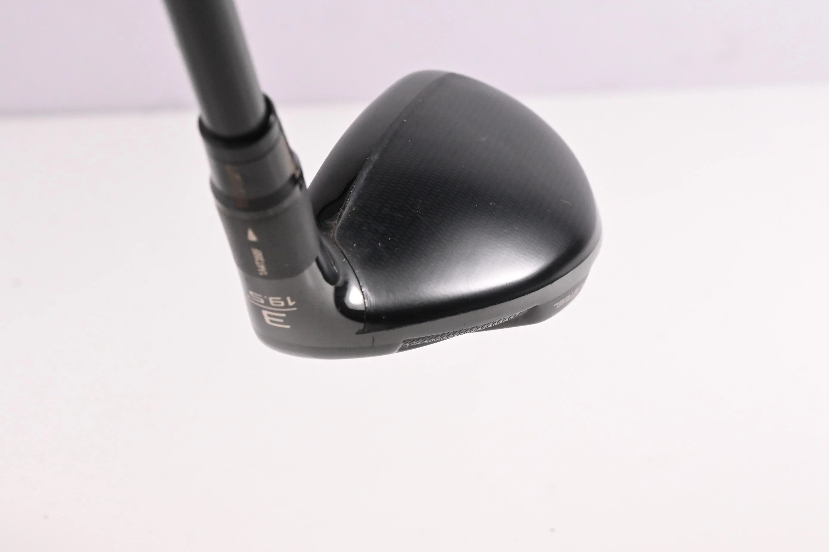 Taylormade SIM2 #3 Hybrid / 19.5 Degree / Stiff Flex Tensei AV Blue 80 Shaft - Image 5