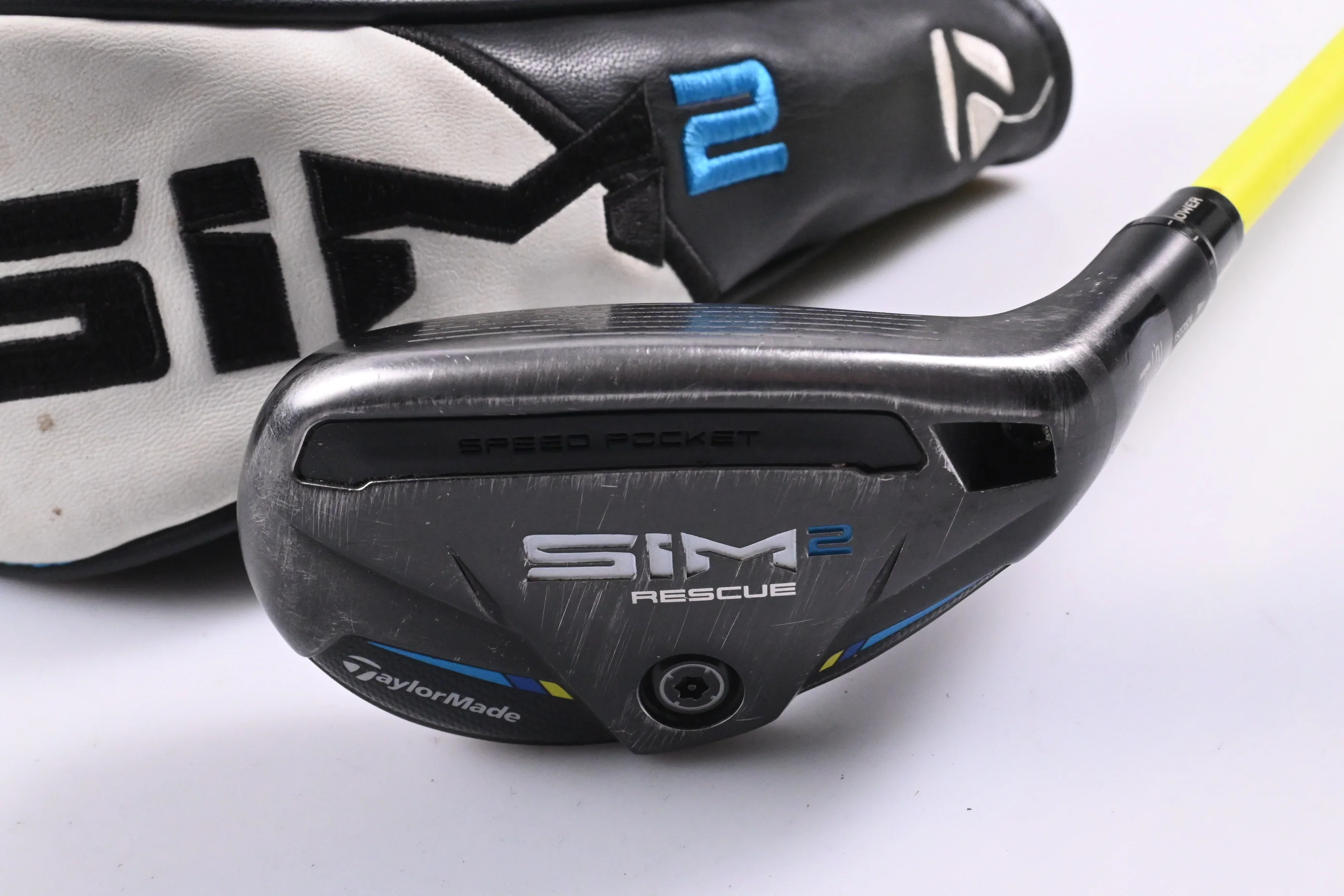 Taylormade SIM2 #4 Hybrid / 22 Degree / Stiff Flex UST Proforce V2 Yellow 85 F4 - Image 2