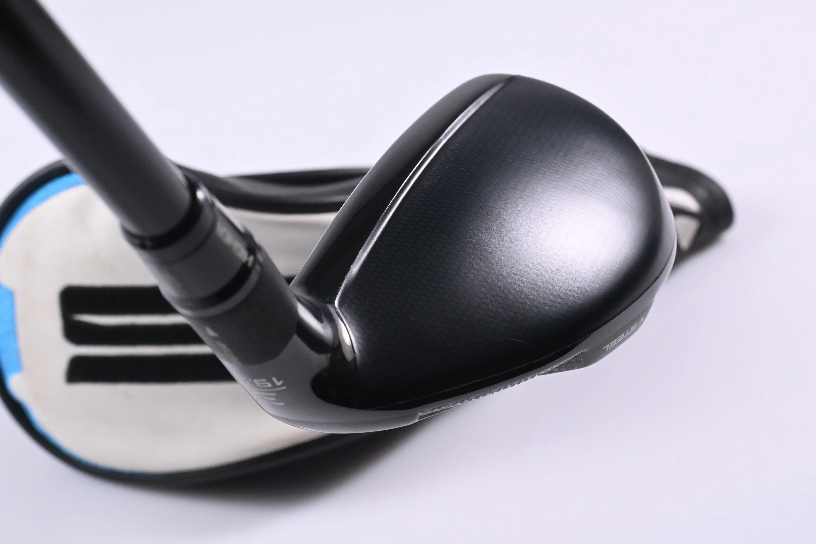 Taylormade SIM2 #3 Hybrid / 19.5 Degree / Stiff Flex Tensei AV Raw Blue 80 Shaft - Image 5