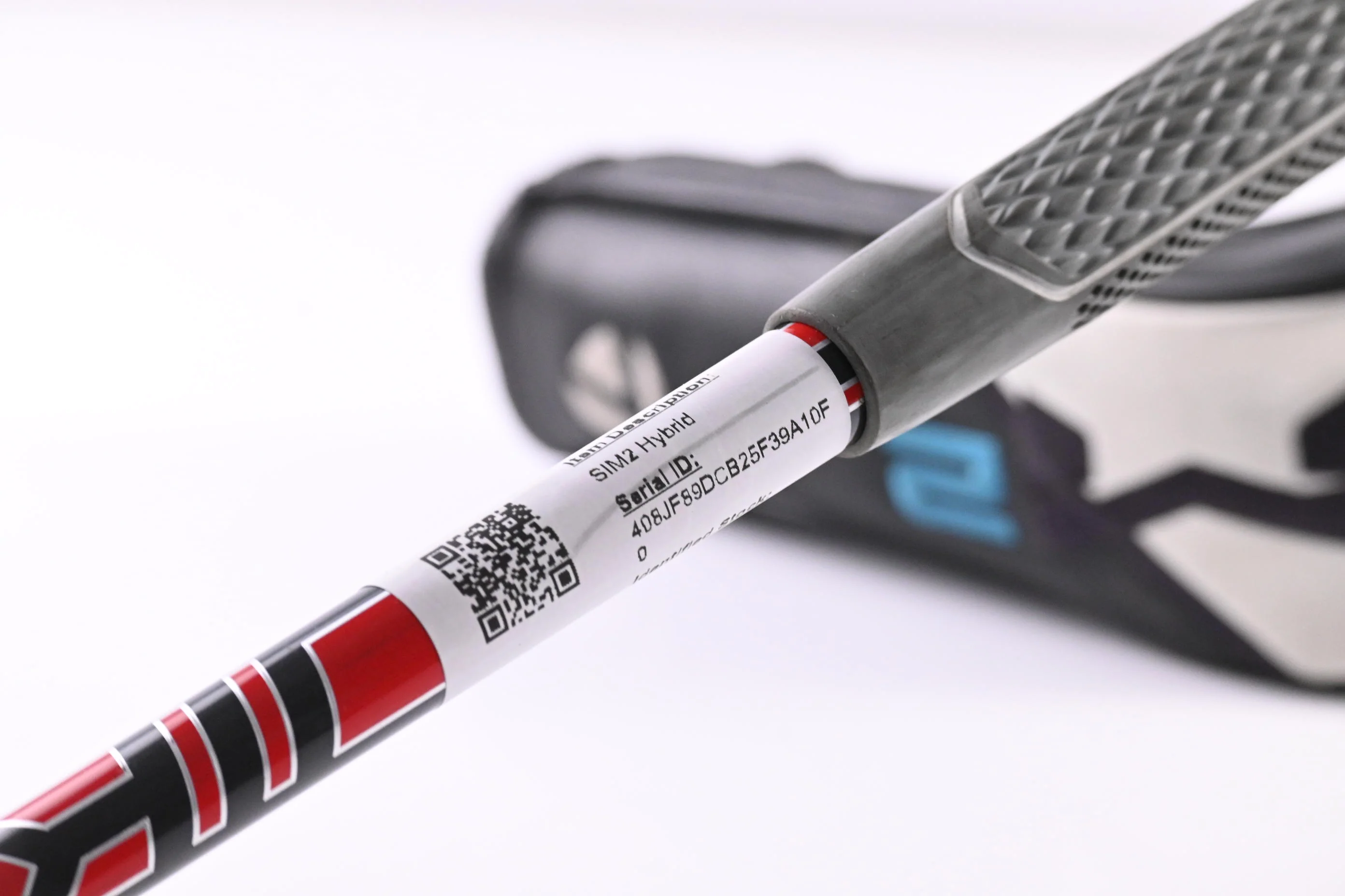 Taylormade SIM2 #4 Hybrid / 22 Degree / Senior Flex Fujikura Vista Pro 50 Shaft - Image 7