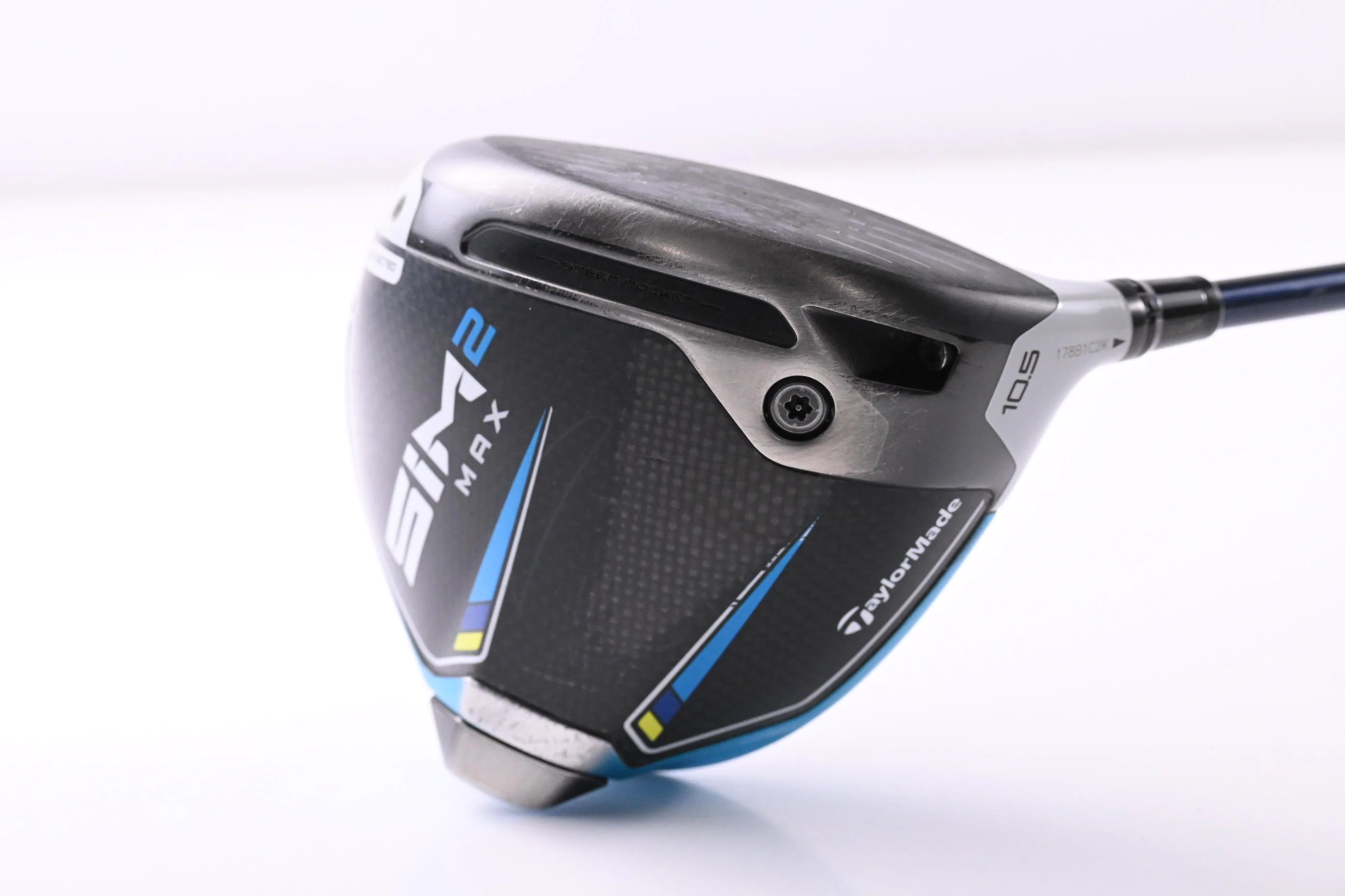 Taylormade SIM2 Max Driver / 10.5 Degree / Stiff Flex Fujikura Ventus Blue 5 - Image 2