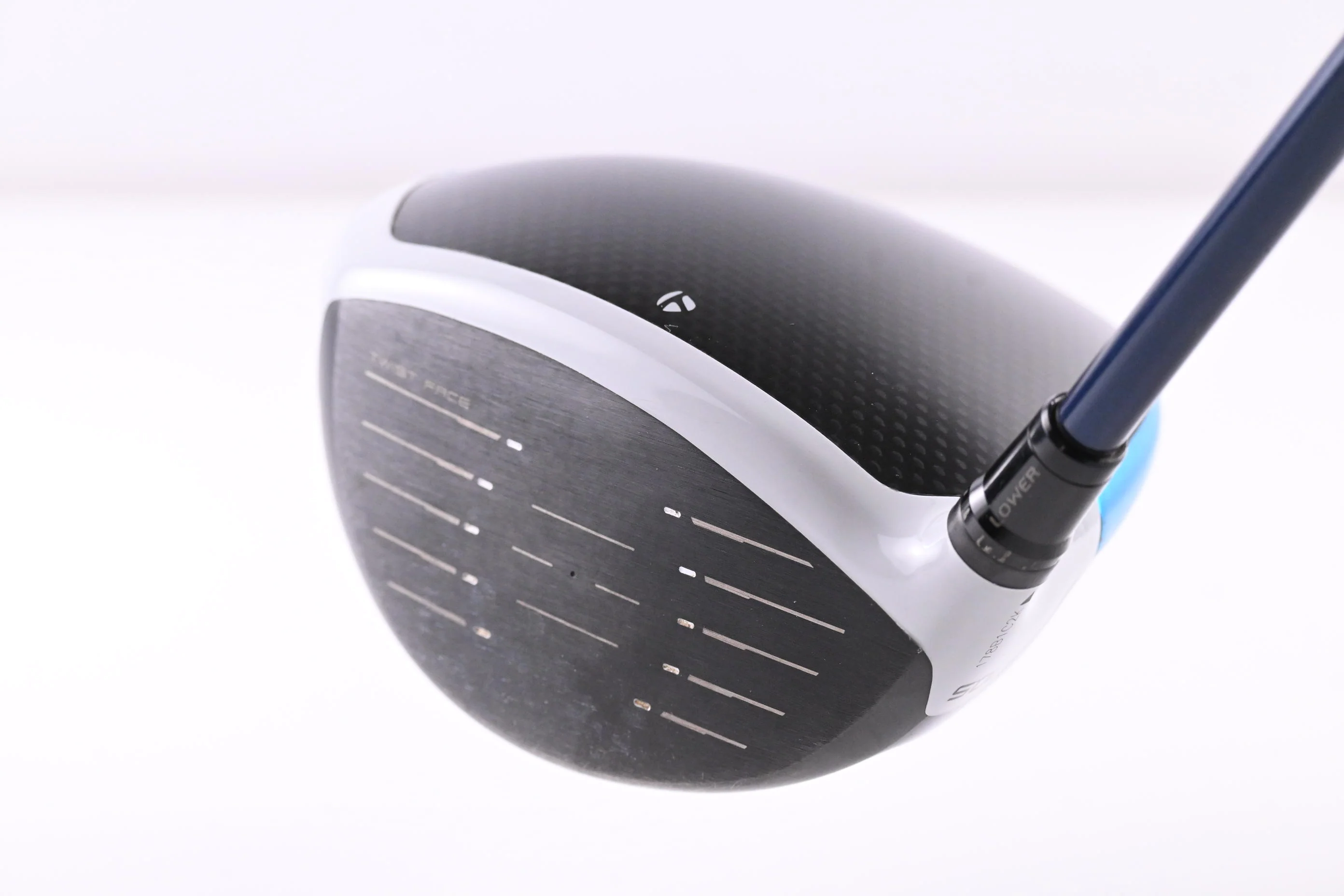 Taylormade SIM2 Max Driver / 10.5 Degree / Stiff Flex Fujikura Ventus Blue 5 - Image 4