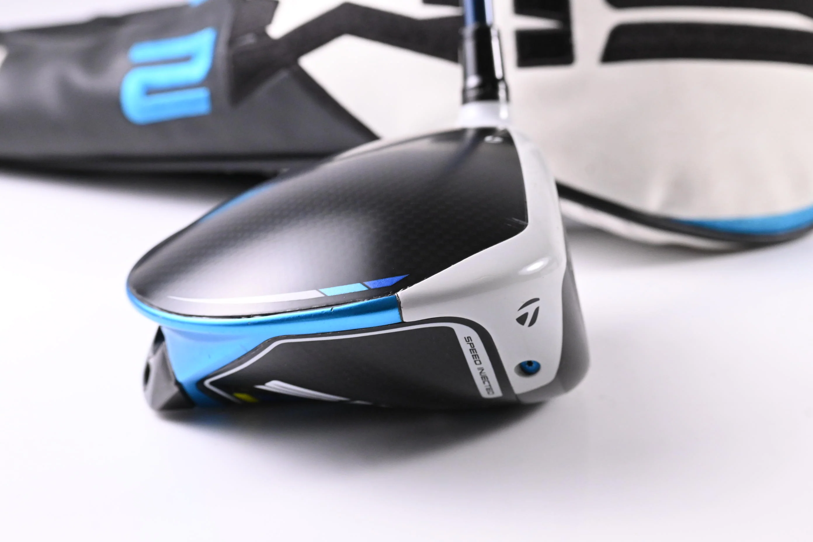 Taylormade SIM2 Max Driver / 9 Degree / Stiff Flex Fujikura Ventus Blue 5 Shaft - Image 3