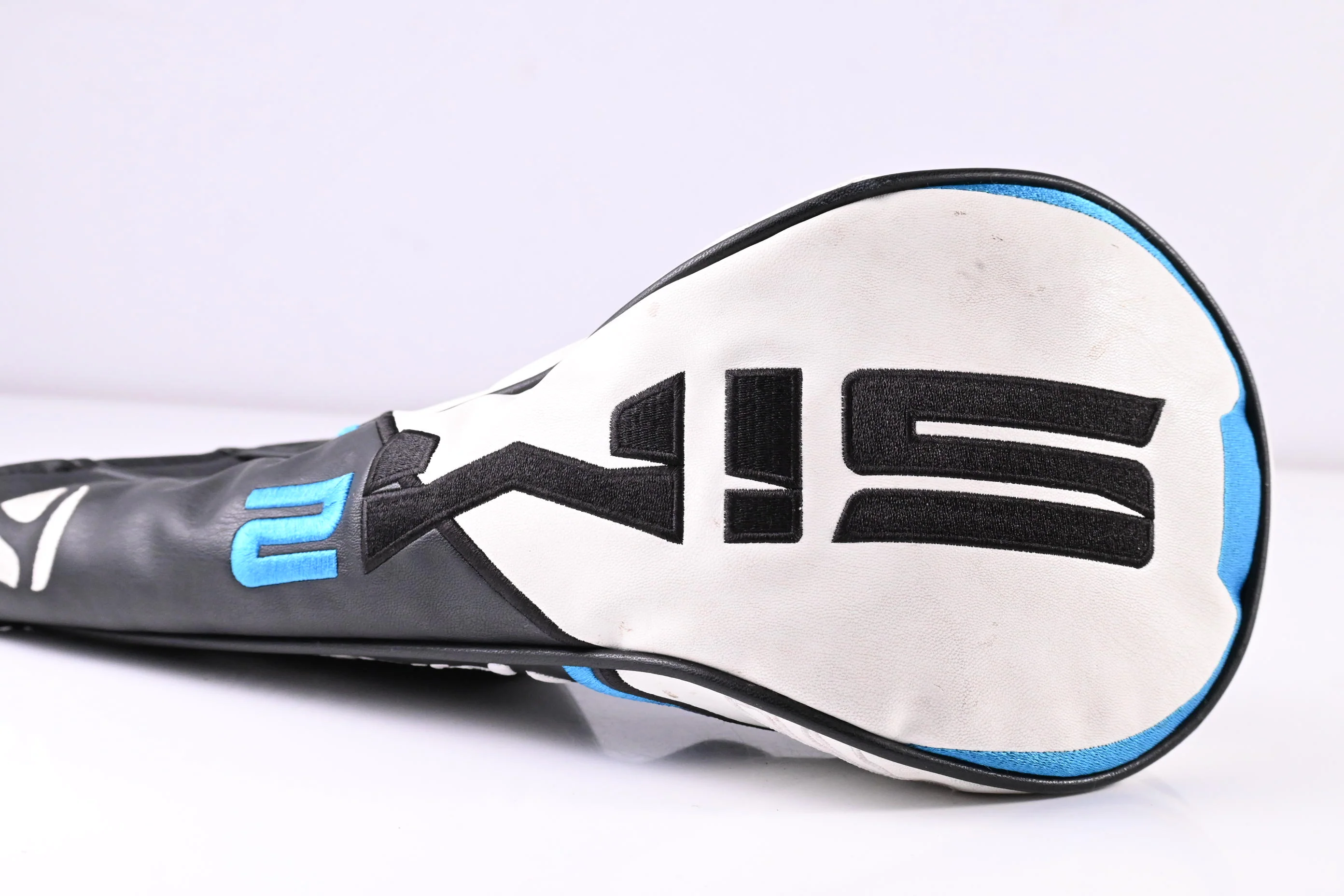 Taylormade SIM2 Max Driver / 9 Degree / Stiff Flex Fujikura Ventus Blue 5 Shaft - Image 9