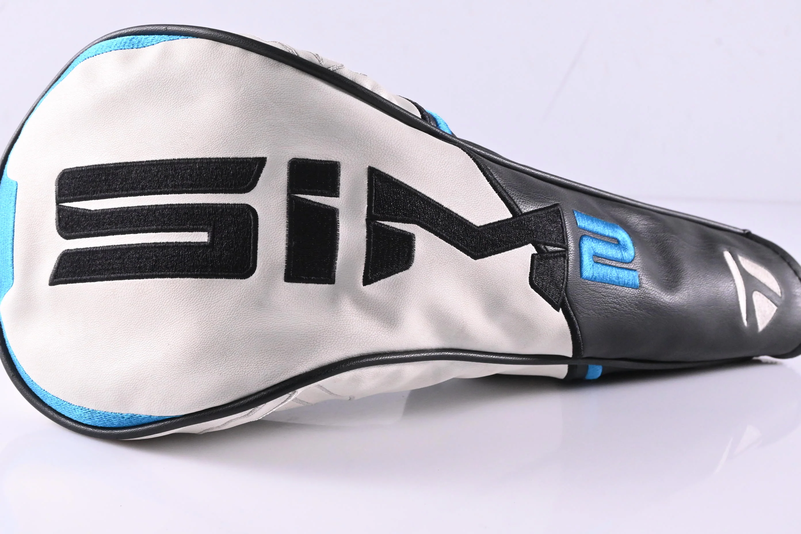 Taylormade SIM2 Max Driver / 9 Degree / Regular Flex Ventus Blue 5 Shaft - Image 10