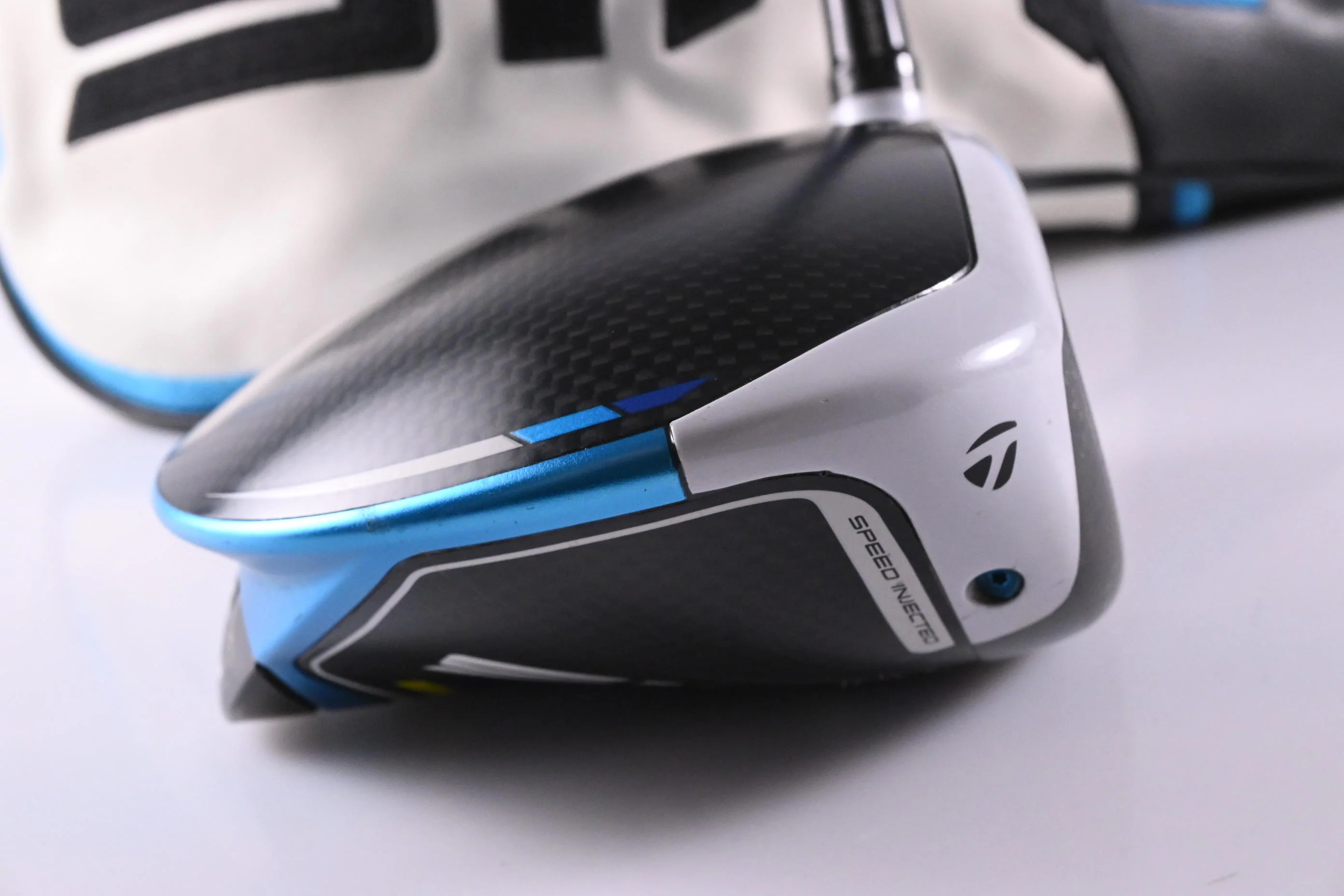 Taylormade SIM2 Max Driver / 9 Degree / Regular Flex Ventus Blue 5 Shaft - Image 3