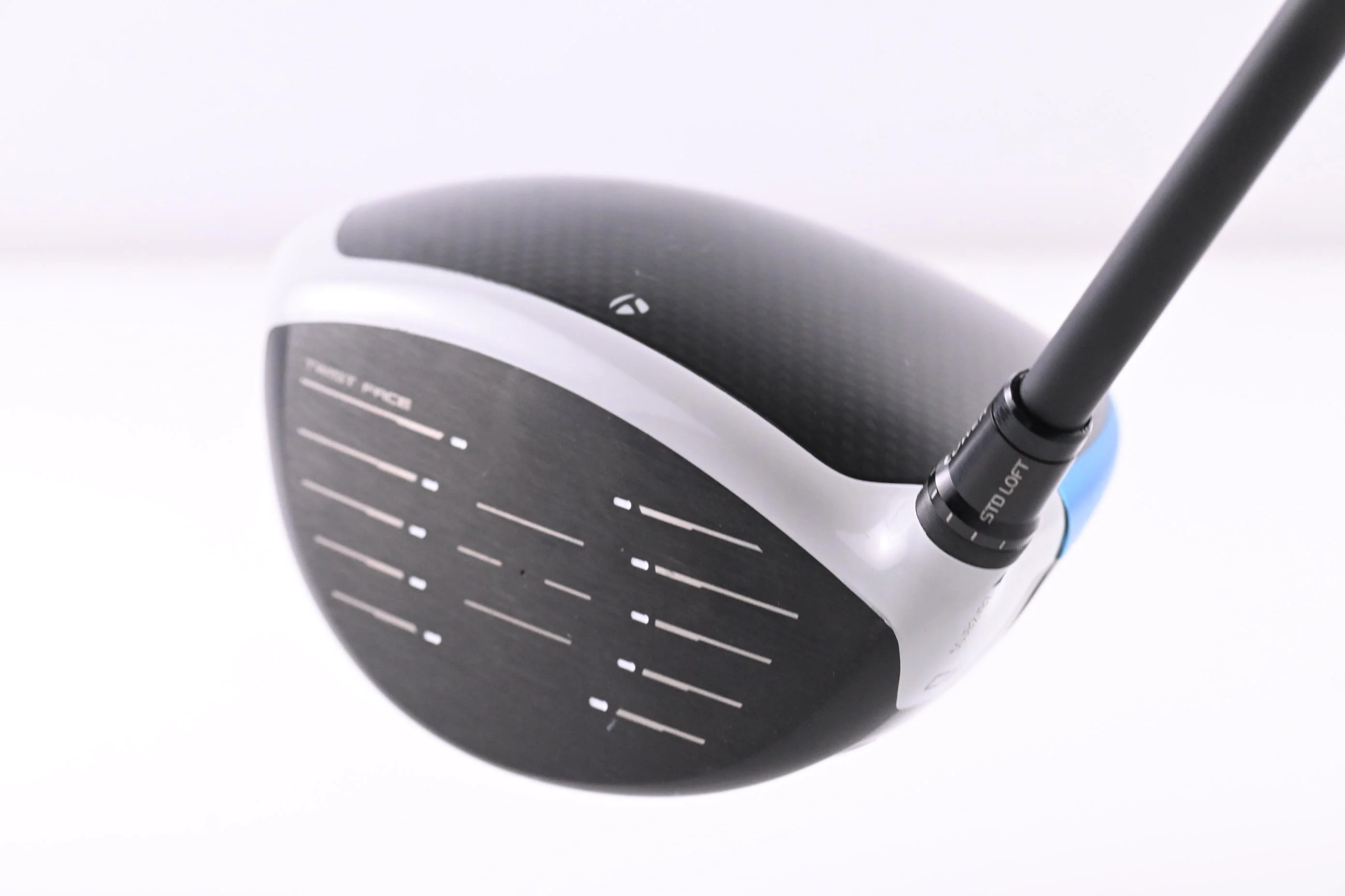 Taylormade SIM2 Max Driver / 9 Degree / Stiff Flex Kai'li White Darkwave 60 - Image 4