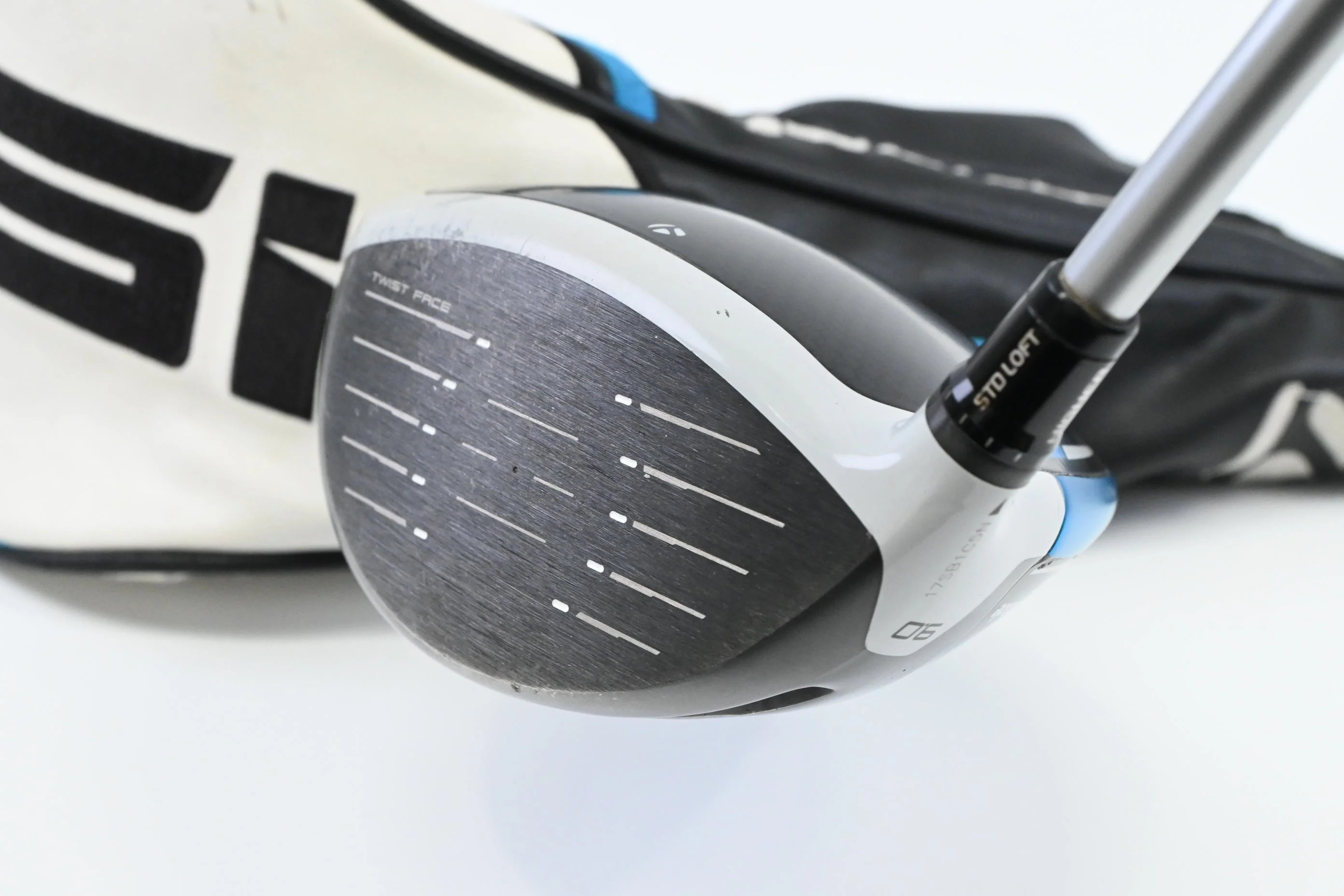 Taylormade SIM2 Max Driver / 9 Degree / Stiff Flex Stiff Flex Aldila Ascent Red - Image 4